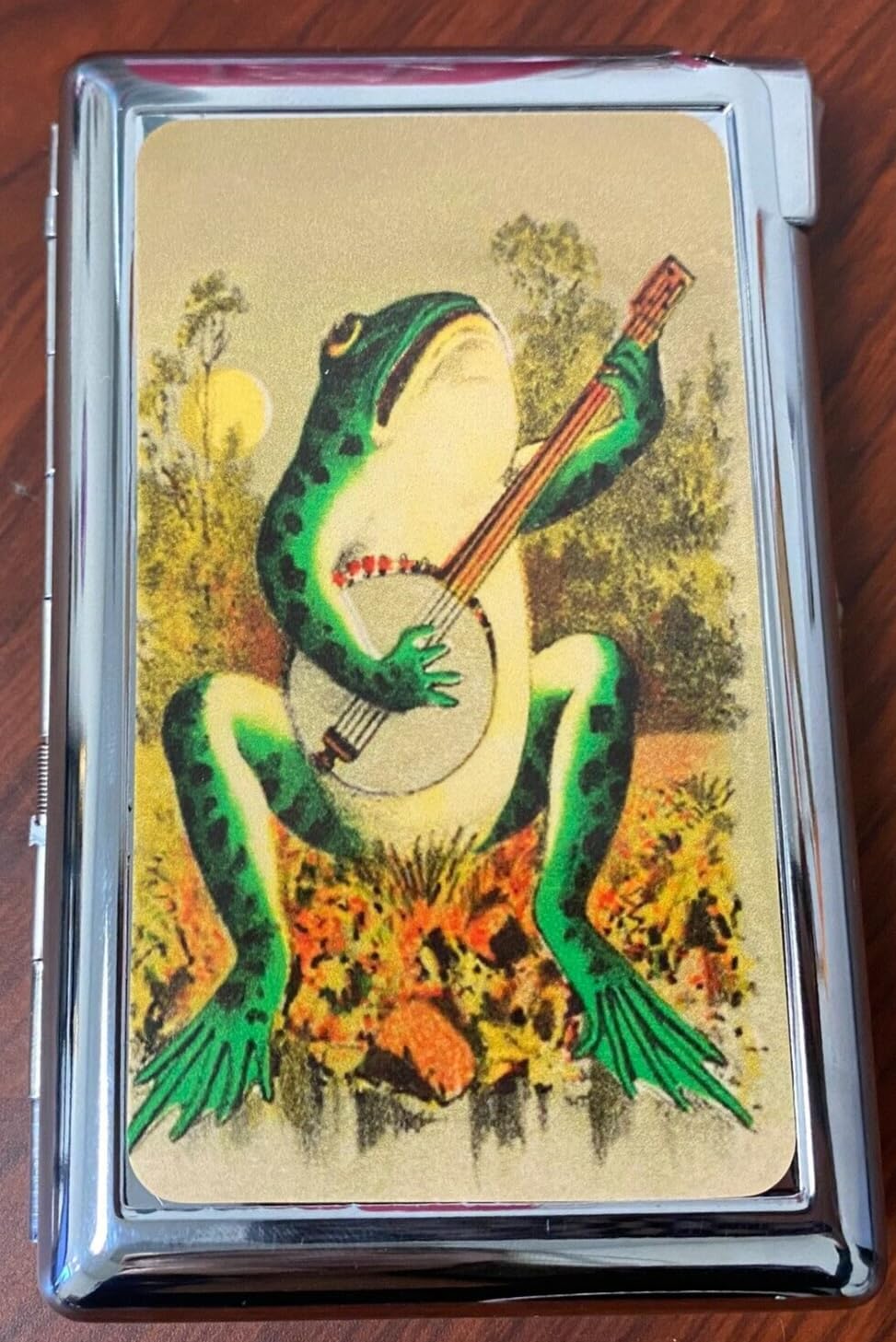 Vintage Frog Playing Banjo L5 Cigarette Case with Built in Lighter Metal Wallet King Size Cigarettes Silver Metal Wallet 4" X 2.75" RFID Protection