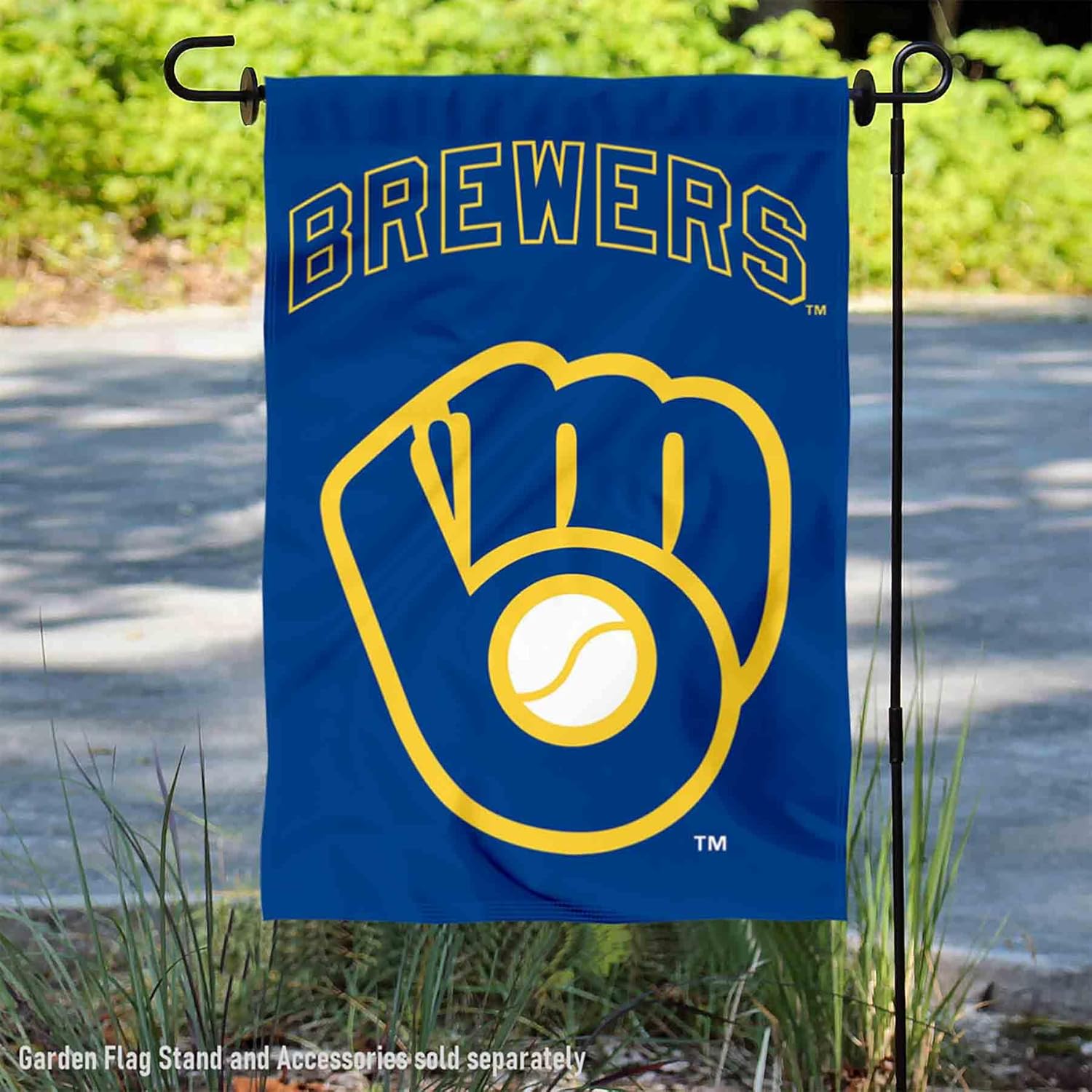 Milwaukee Brewers Retro Throwback Glove Double Sided Garden Flag - Image 2