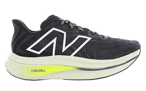 スパイク・シューズ New Balance FuelCell Trainer v2 New Balance FuelCell SuperComp Trainer v2 Review | Running