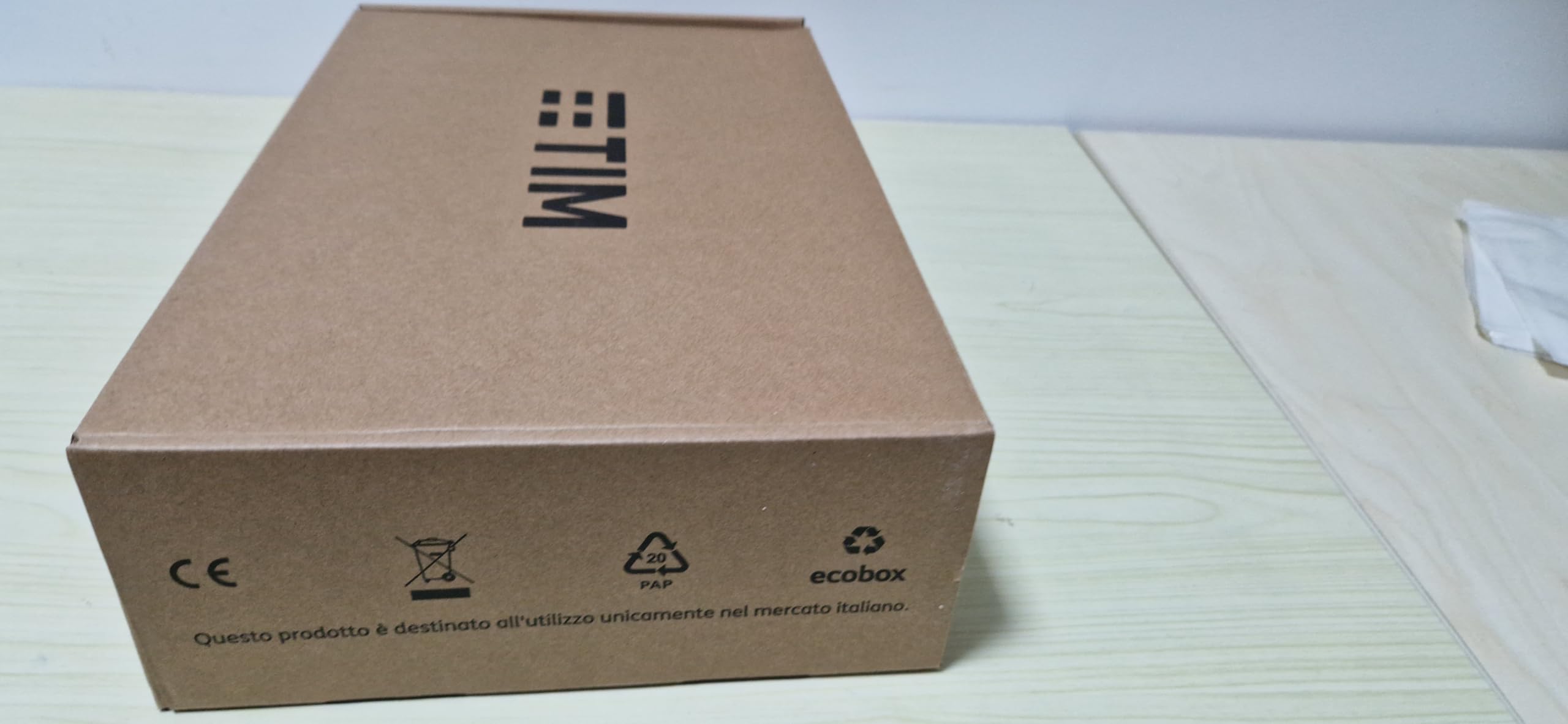 TIM NUOVO MODEM HUB+ PLUS Top Performance Wi-Fi 6 con Tecnologia EasyMesh, stabilità, velocità e qualità