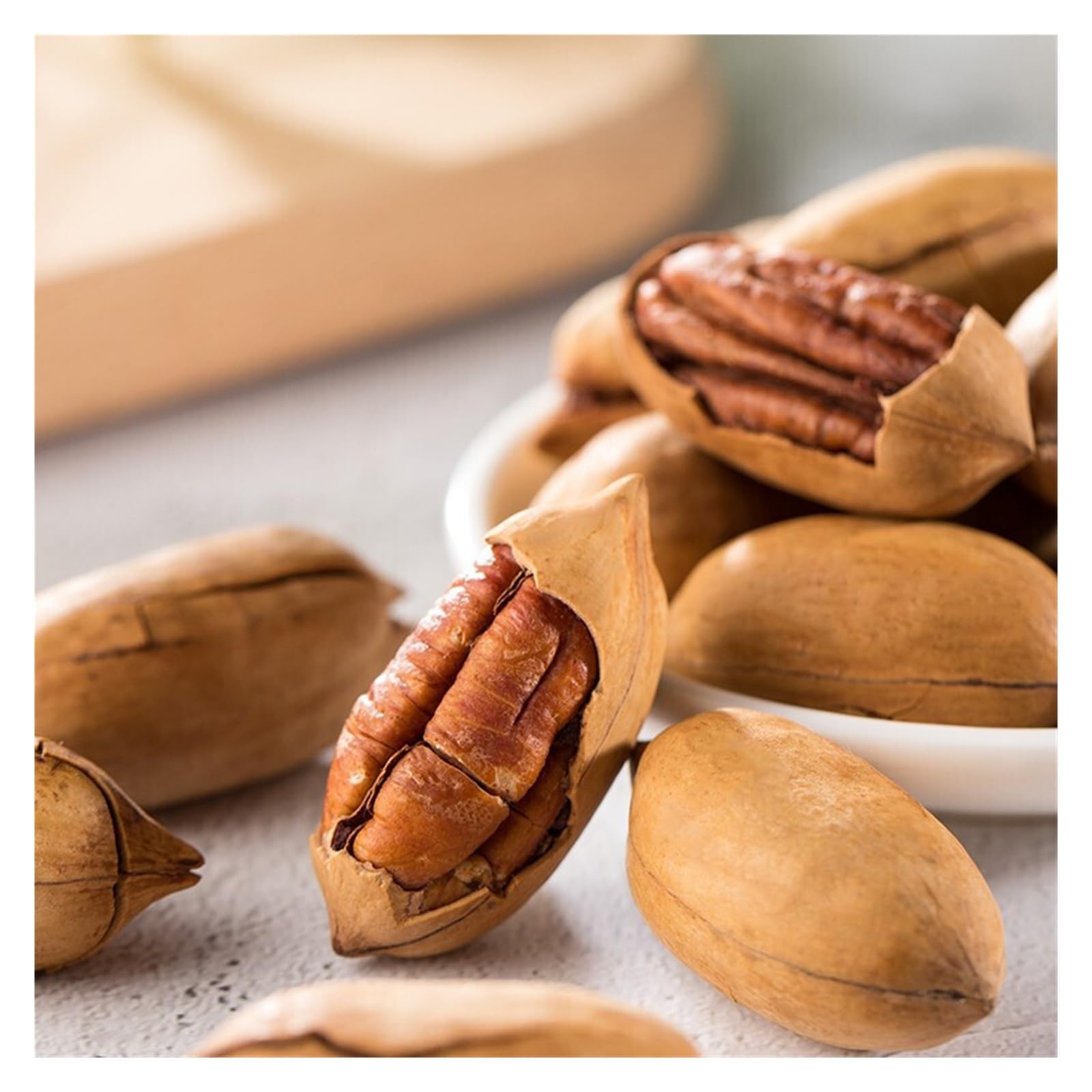 Paquete portátil de nueces pecanas de 108 g, solo apriételo for abrirlo y disfrute de un refrigerio crujiente en cualquier momento y en cualquier lugar(4pcs)