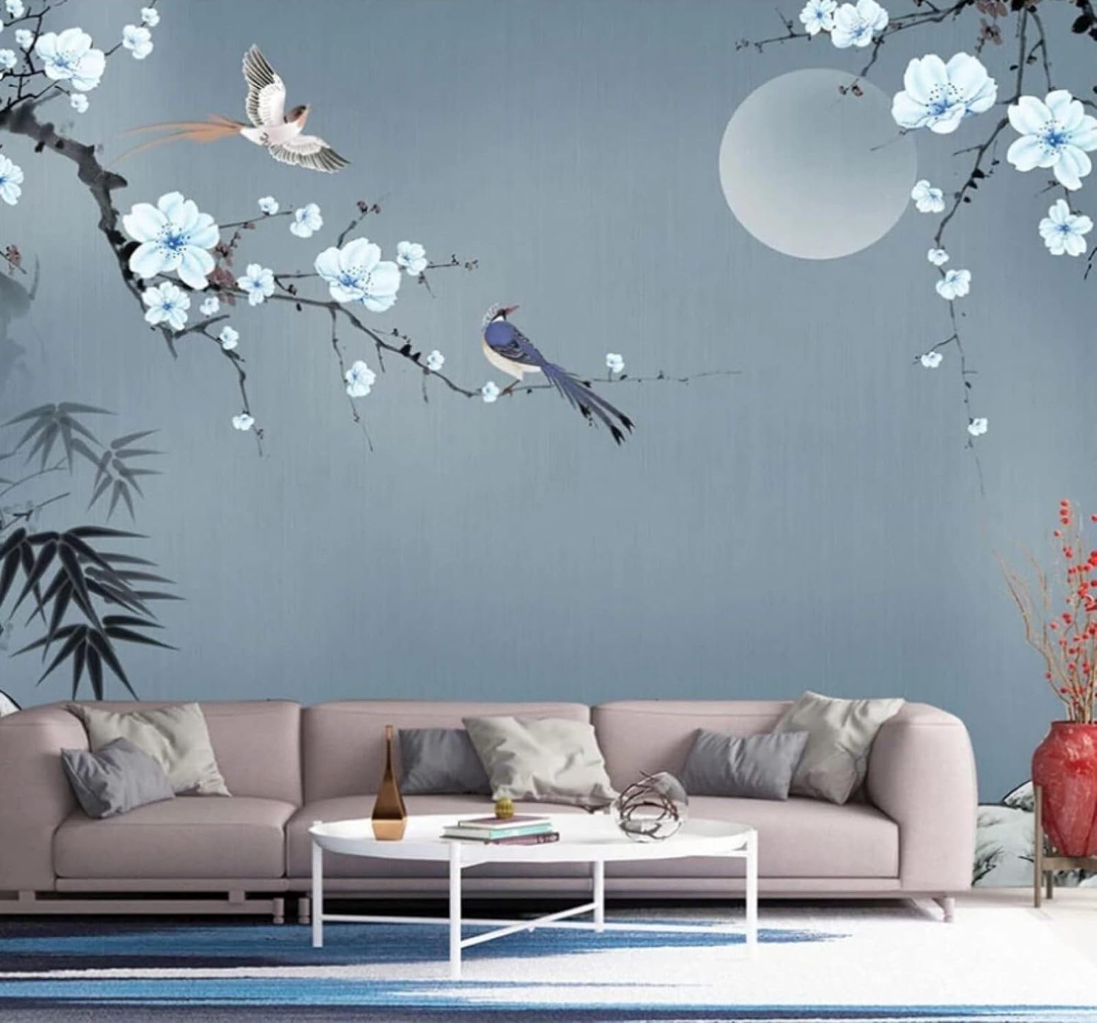 Papier peint fleurs et oiseaux pour masquer un mur abîmé et illuminer un salon sombre en 3D