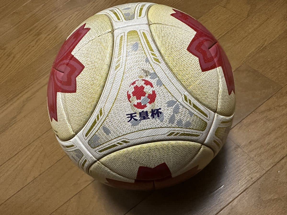Amazon.co.jp: サッカーボール5号(天皇杯) : スポーツ＆アウトドア