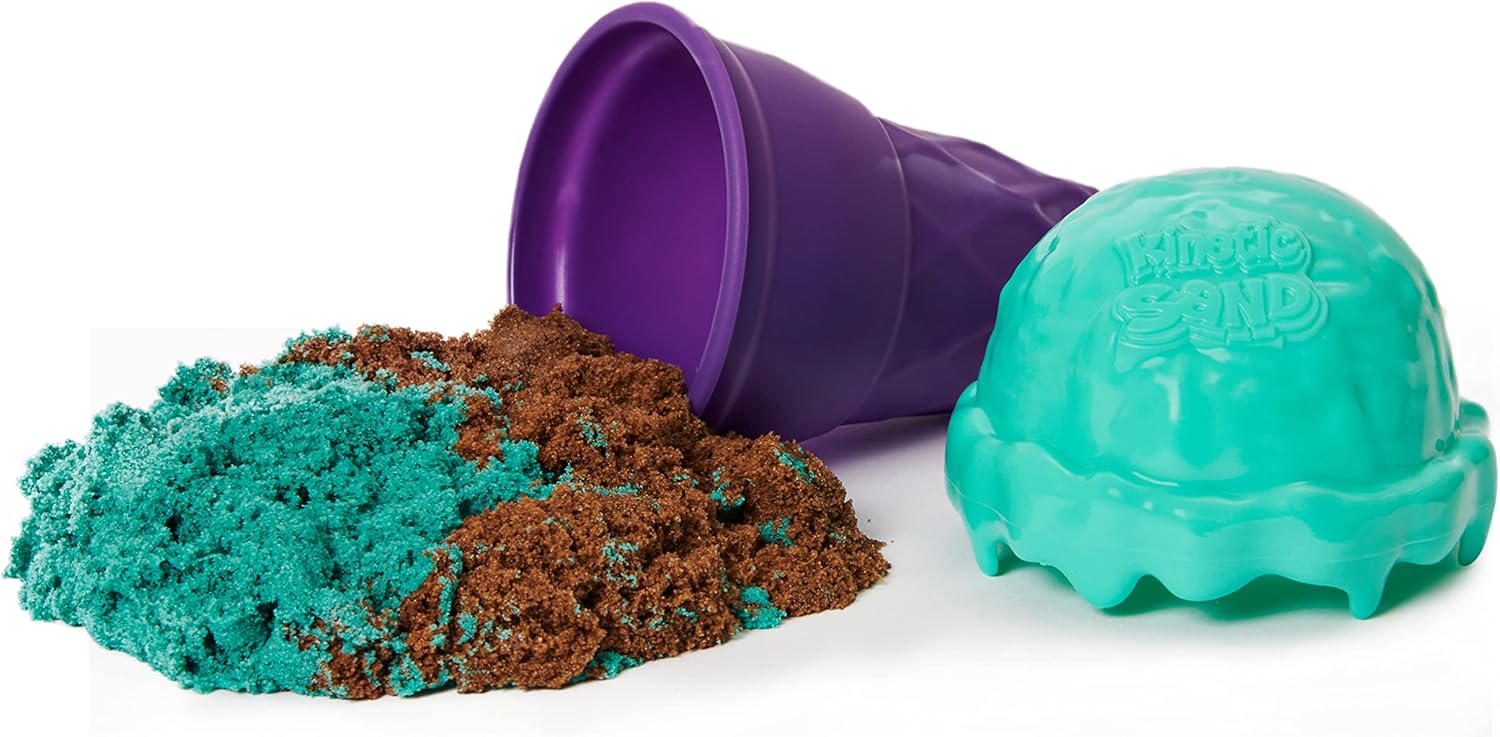 Kinetic Sand Scents, 4oz Ice Cream Cone Container with 2 Colors of All-Natural Scented (Styles May Vary)