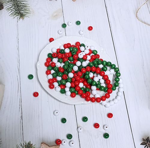 Miniatura 5 de 450 cuentas de madera de 0.394 pulgadas para manualidadesdecoración de Navidad, cuentas de madera pintadas en rojo, verde y blanco, agujero de 0.118