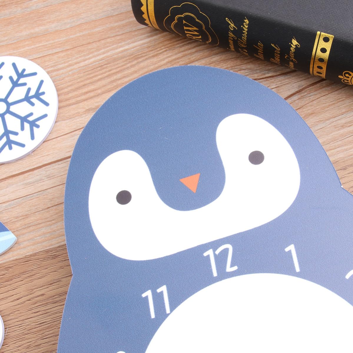 Reloj de Pared Material PVC Ecológico para Jardín de Infantes Diseño de Dibujos Animados Manecillas Silenciosas y Decoración Adecuado para Oficinas y Hogares