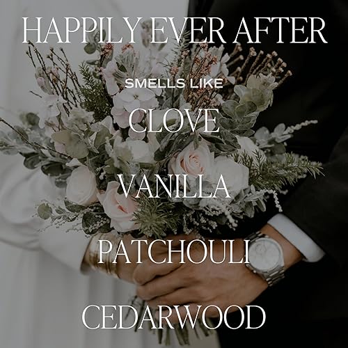 Miniatura 10 de Sweet Water Decor Mr. + Mrs. Candle - Vela perfumada de pimienta dorada, hoja de clavo, nuez moscada y lavanda para el hogar, tarro transparente