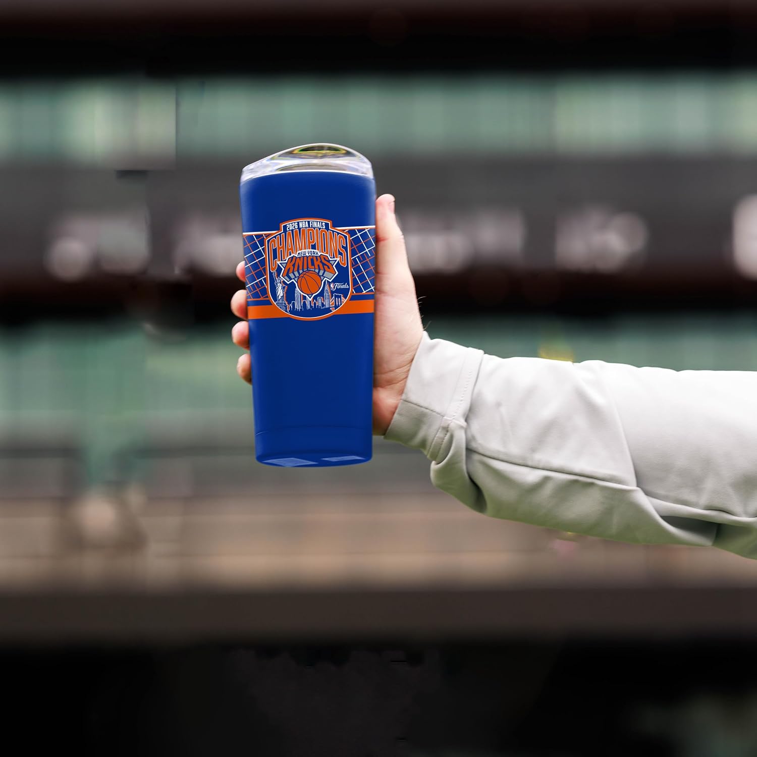 Logo Brands New York Knicks NBA Finals Champs 20 oz Stainless Steel Tumbler - Official NBA Finals Champs Logo, Team Color, 20 Fluid Ounces