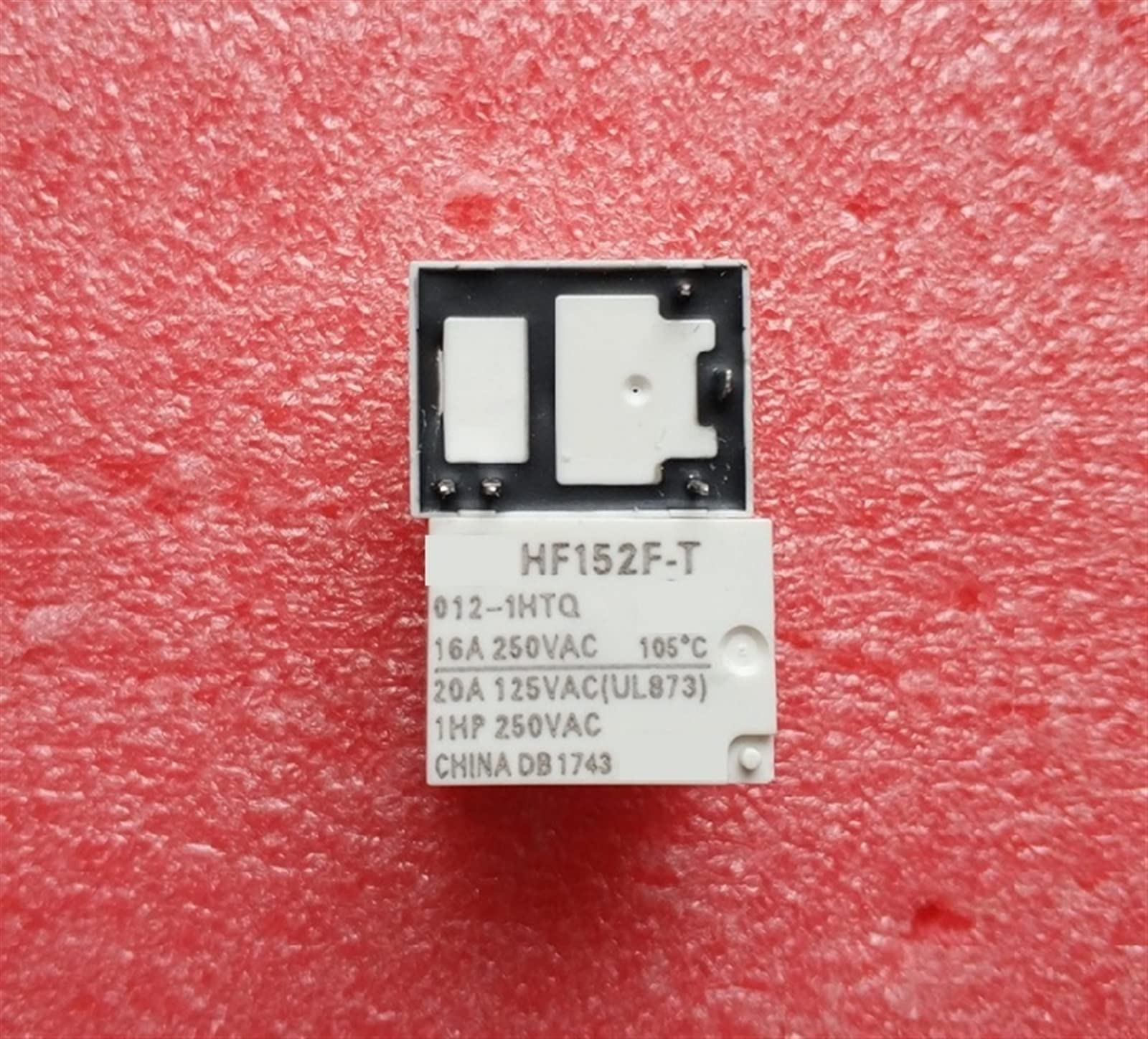 5 pçs/lote NOVO Relé HF152F 012 1HST HF152F 005 1hst HF152F 024 1hst