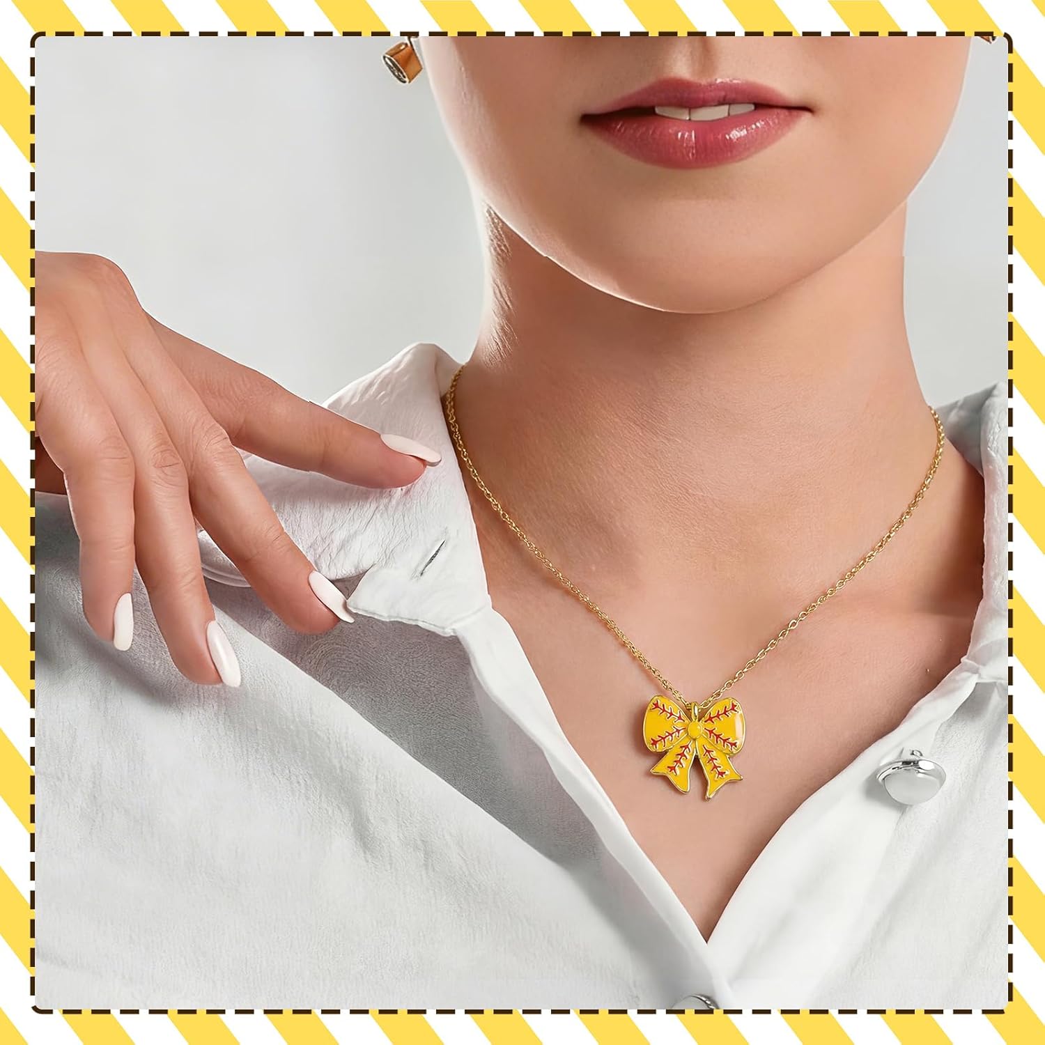 Landical 12 Pcs Softball Necklace for for Women Team Gifts Inspirational Sport Softball Necklace Jewelry Pendant with Card Team Senior Night Gifts for Sport Coach Player Party Favors