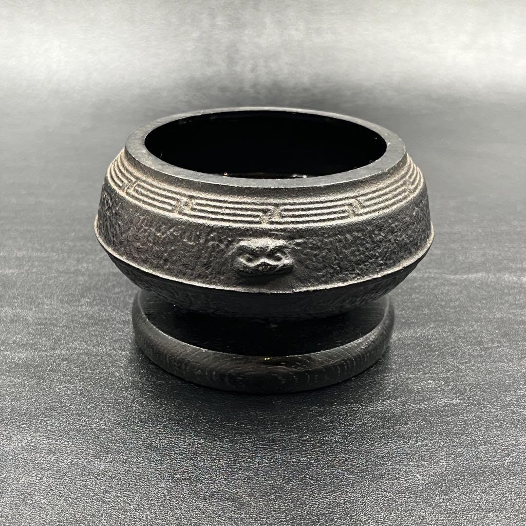 希少♦️南部鉄器 重厚な高級工芸品♦️灰皿 お香 インテリア♦️美品♦️送料込 楽天市場】南部鉄器 灰皿の通販
