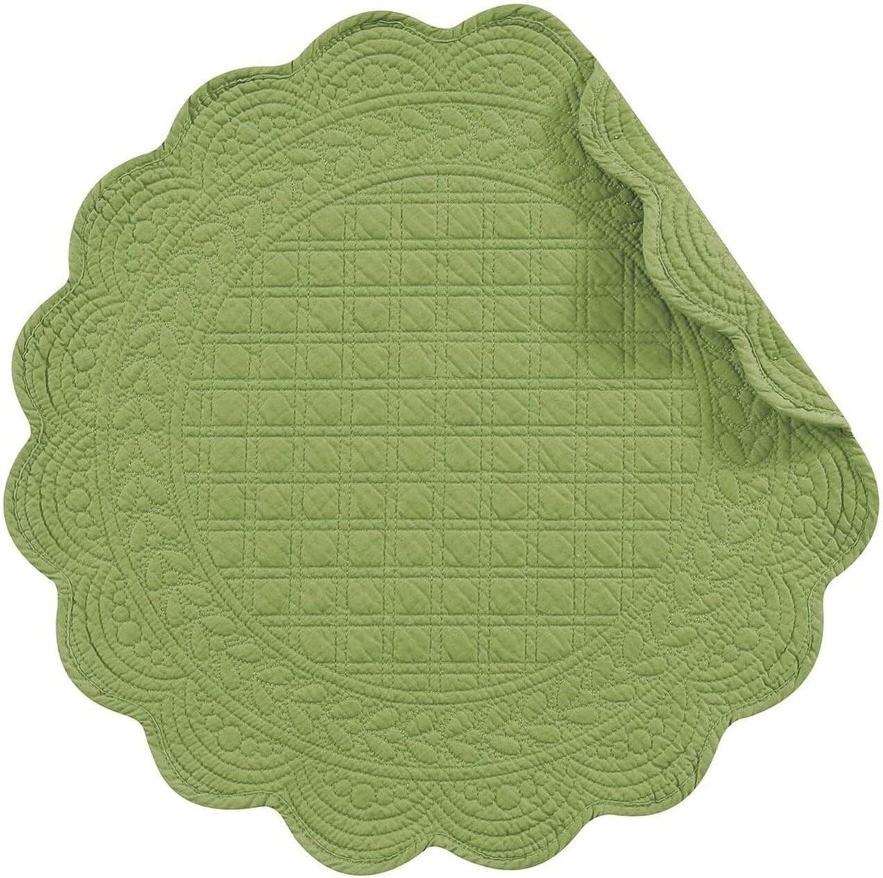 Set of 4 PCS,17" Round Quilted Placemats, Green
