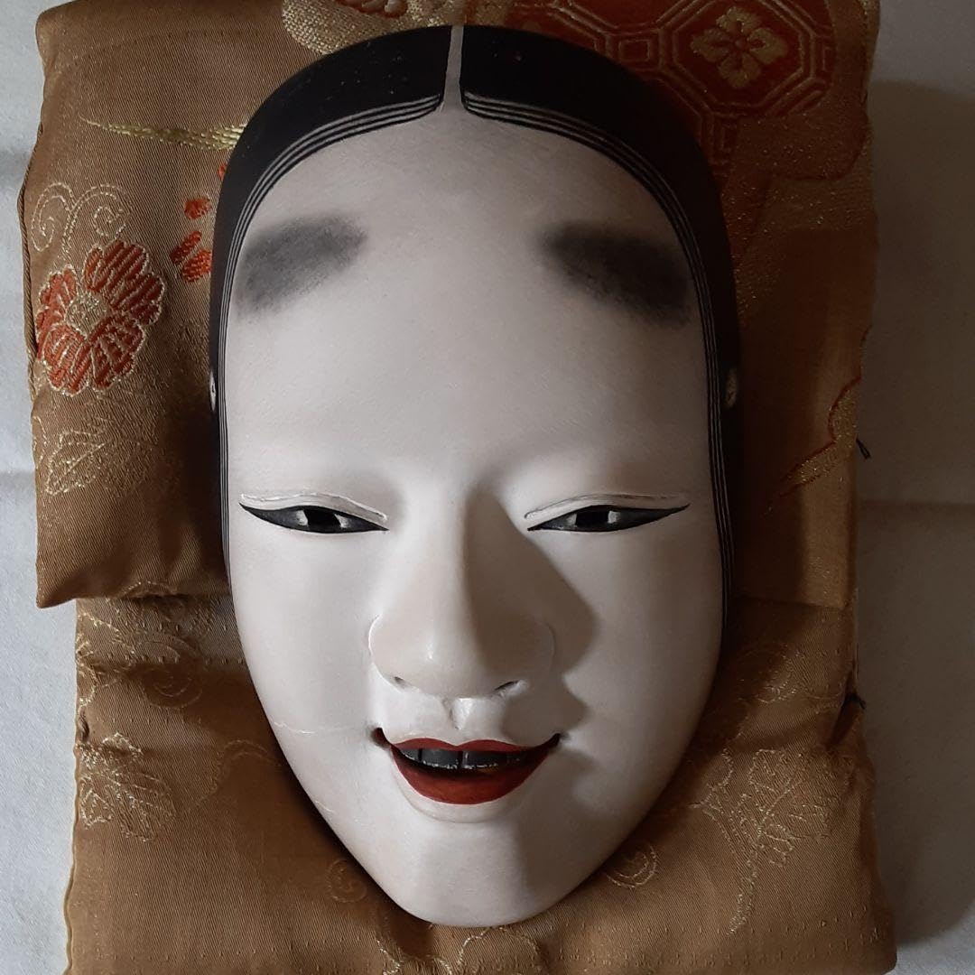 能面　面袋付き　小面・中将 能面 面袋付き 小面・中将 能面 面袋付き 小面・中将