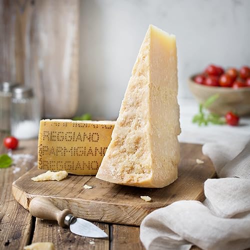 Miniatura 4 de Degustación Seis Parmigiano Reggiano DOP 18, 24, 36, 48, 60, 72 meses 6x2.2 lb - 1 por envejecimiento - (6x1kg) - El único parmesano - EMILIA FOOD