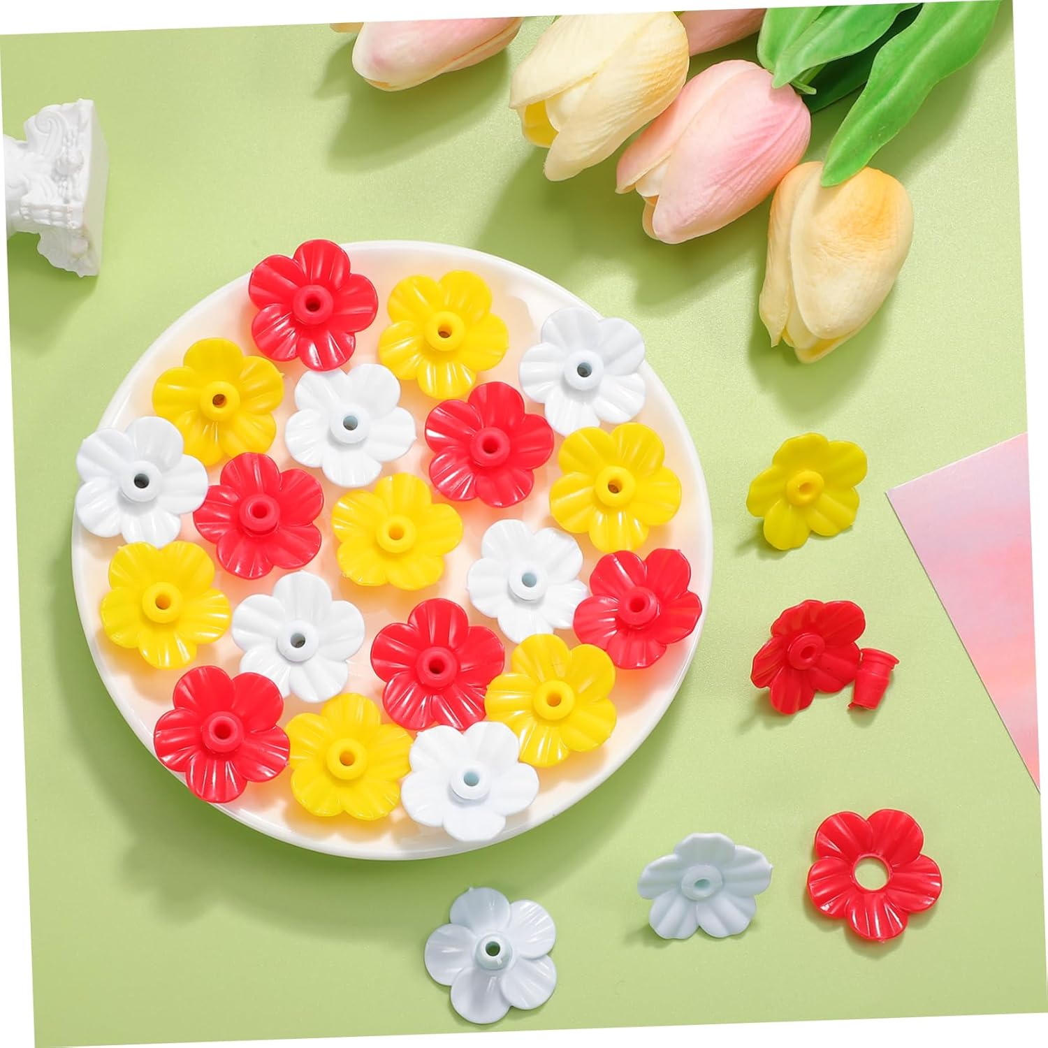 BESPORTBLE 120pcs Hummingbird Feeder Replacement Flowers Plastic Flower Parts for Easy Installation Suitable for Garden and Balcony Use Safe and Lightweight Hummingbird Feeder Accessories