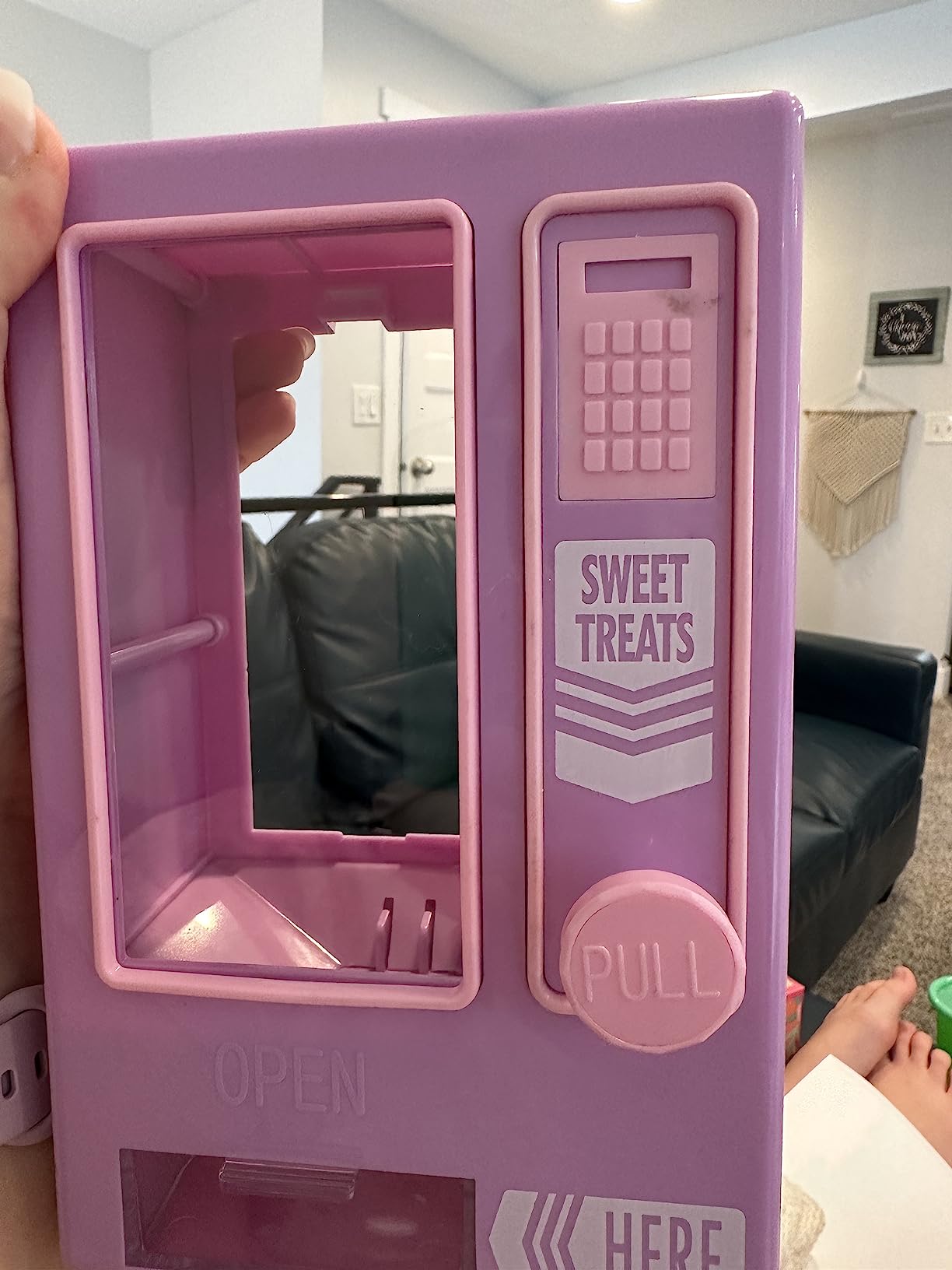 5/mo Finance YOBRO Candy Dispenser, Cute Vending Machine for Desktop