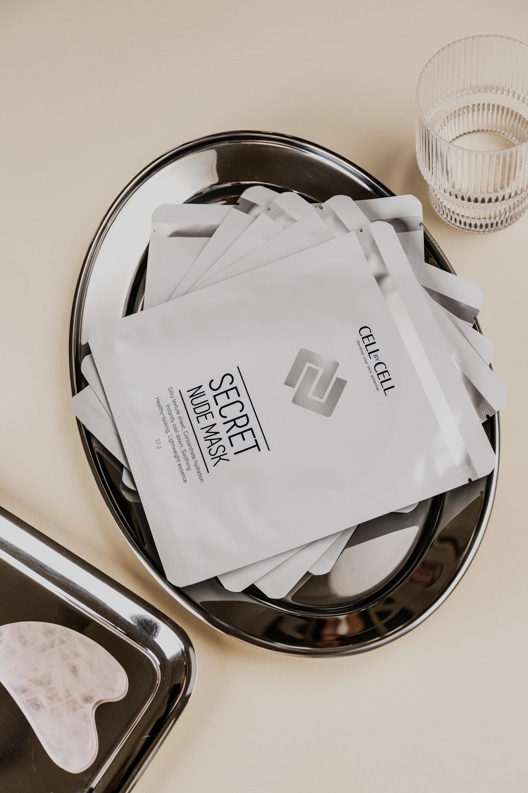 CELL by CELL – Mascarillas de tela 5 uds. Antiarrugas, calmantes e intensamente hidratantes con tecnología Neo-Cell y efecto Glass Skin para todo tipo de pieles y postratamientos - Secret Nude Mask