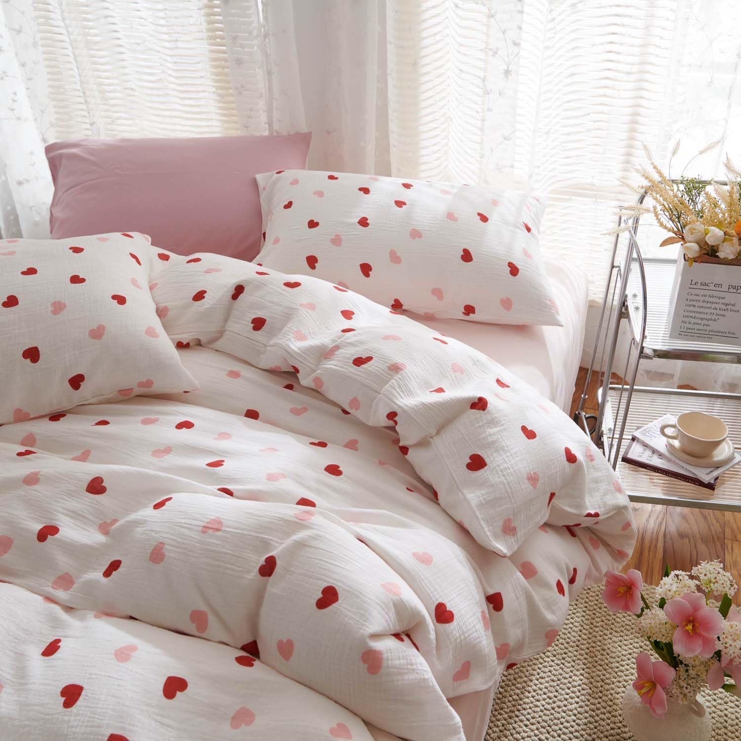 Heart Comforter Set Queen Size 3 Pieces Red Pink Heart Comforter Bedding Sets for Girls Kids Cute Love Hearts Bed in A Bag Bedding with 2 Pillowcases for All Seasons