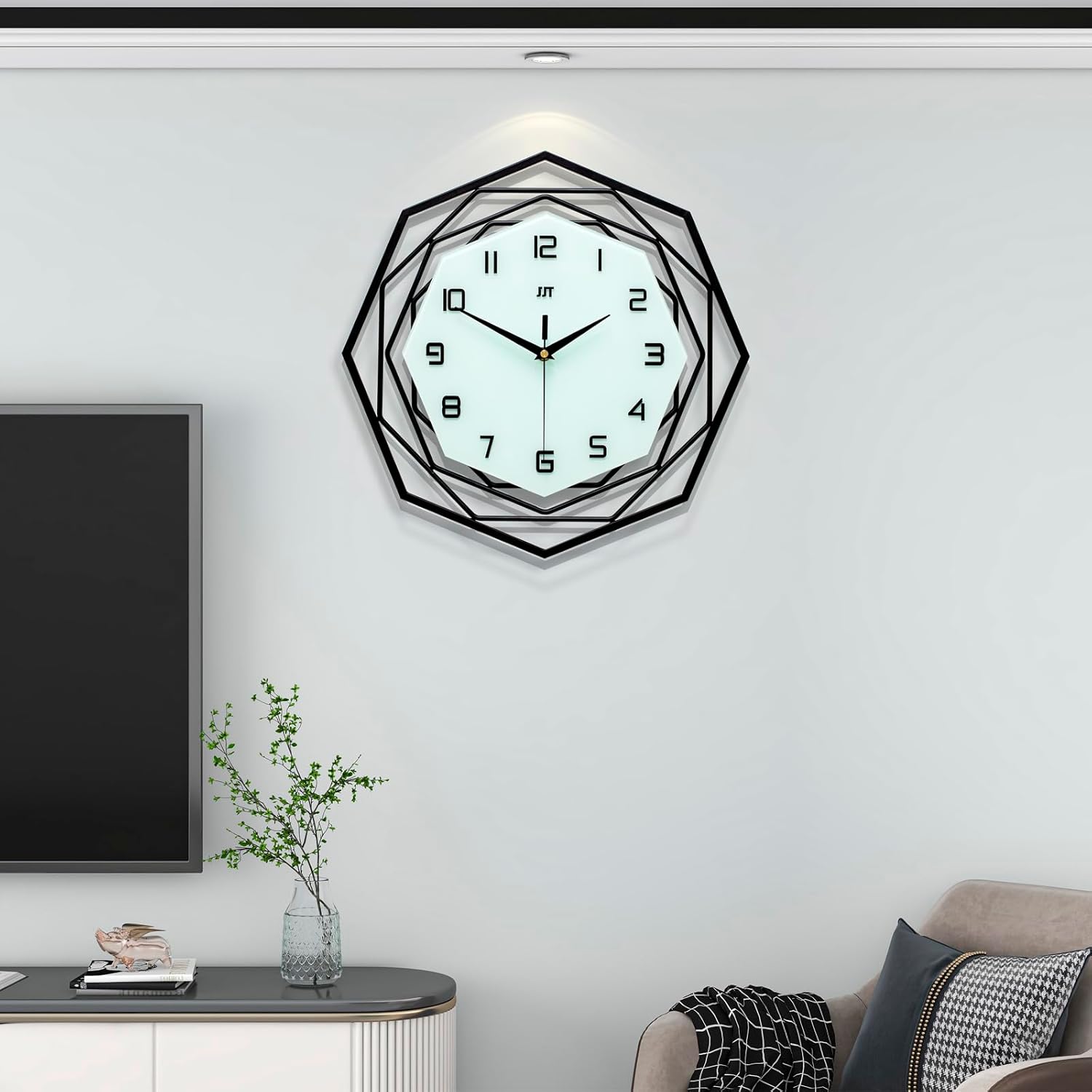 Large Wall Clock for Living Room Decor Modern Big Wall Clock for Kitchen Bedroom Home Decoration Extra Giant Black Clock Battery Operated for Dining Room Bathroom Office Decorative 18 Inch