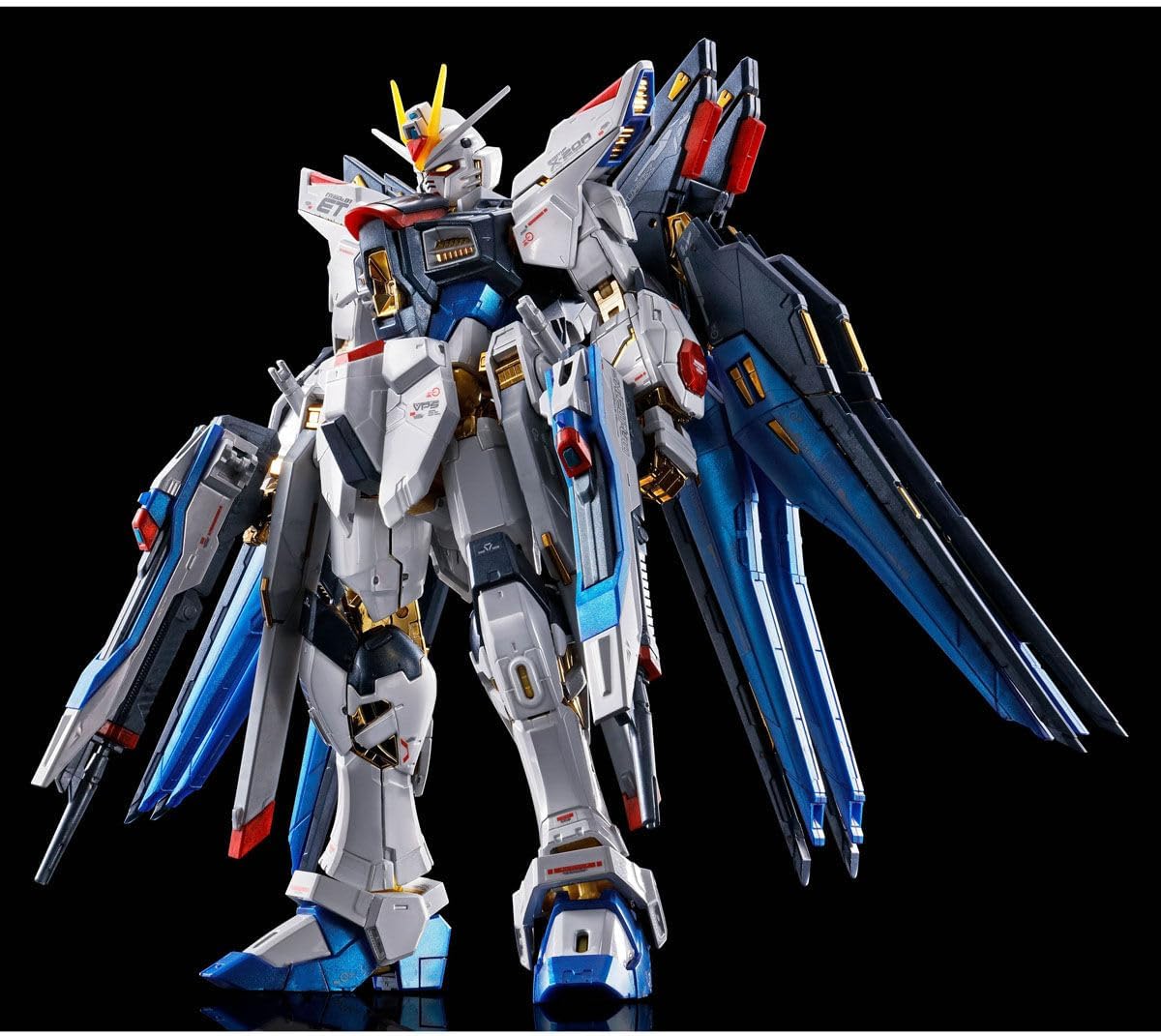 Mobile Suit Gundam SEED Destiny RG 1/144 Strike Freedom Gundam Titanium Finish