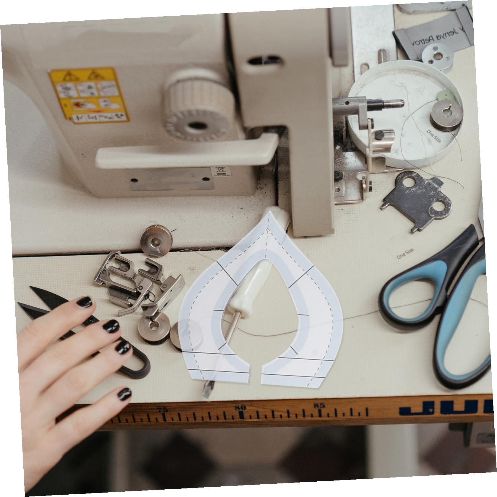 EXCEART 18piezas Regla De Acolchado Acrílica Para Costura y Patchwork Plantilla Para Diseño De Ropa Herramienta De Costura y Corte Compatible Máquinas De Coser De Mesa