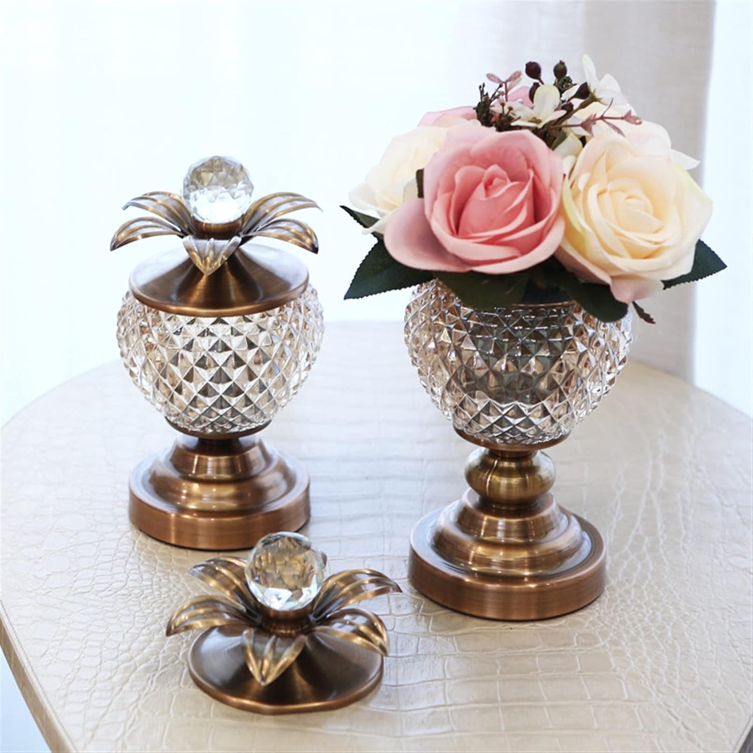 Vase Glass Vase Crystal Ball Candy Jar Jewelry Storage Box Clear Glass Jar Metal Handicraft Ornaments Home Decoration Vases Pots Suitable for Dining and Living Room Home decoratio(Small)
