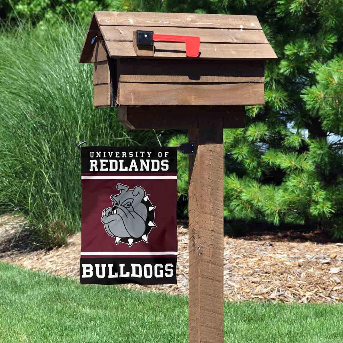 Redlands Bulldogs Garden Banner Flag - Image 3