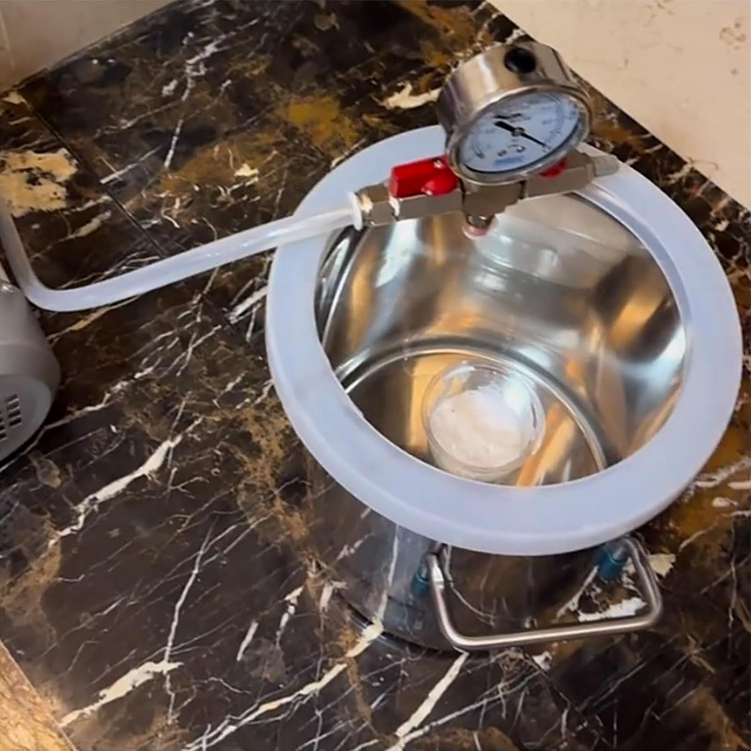 Vacuum Degassing Chamber For Laboratory, 304 Stainless Steel Vacuum Chamber，2 3 5.5 6 13 20gallonLarge Capacity Vacuum Chamber，For Stabilizing Wood、Essential Oils Resin Casting(21L/6Gal(30x30cm/11.8x1