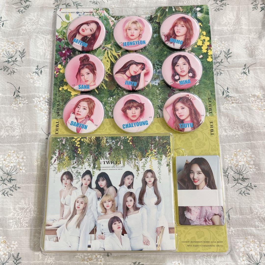 TWICE アルバム CD トレカ 缶バッチ 【公式通販】