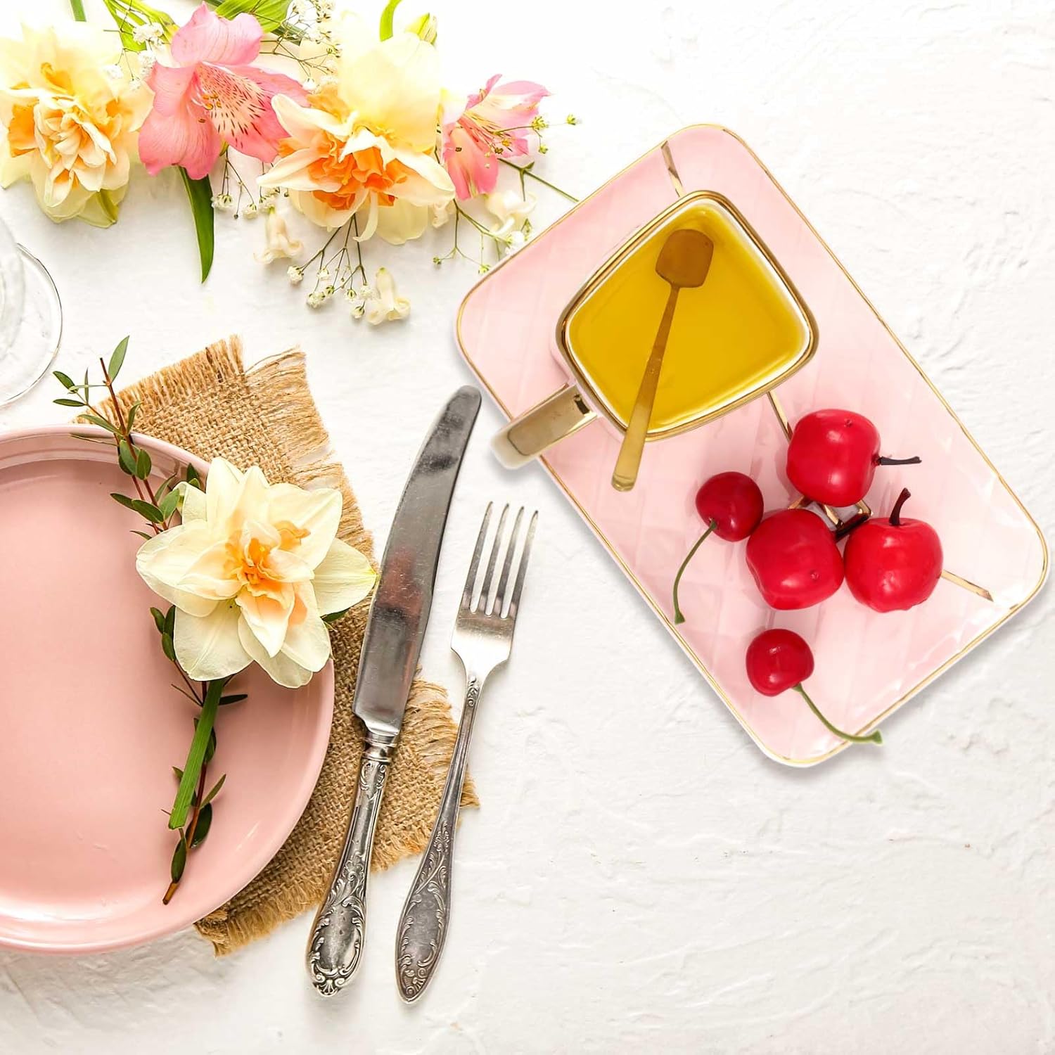 Zubebe 2 Set Coffee Mug Elegant Handbag Shaped Cup Mother's Day Modern Ceramic Purse Mug with Spoon and Saucer, 10oz Cute Creative Tea Cup for Woman Girls Gift (Pink,Purple)