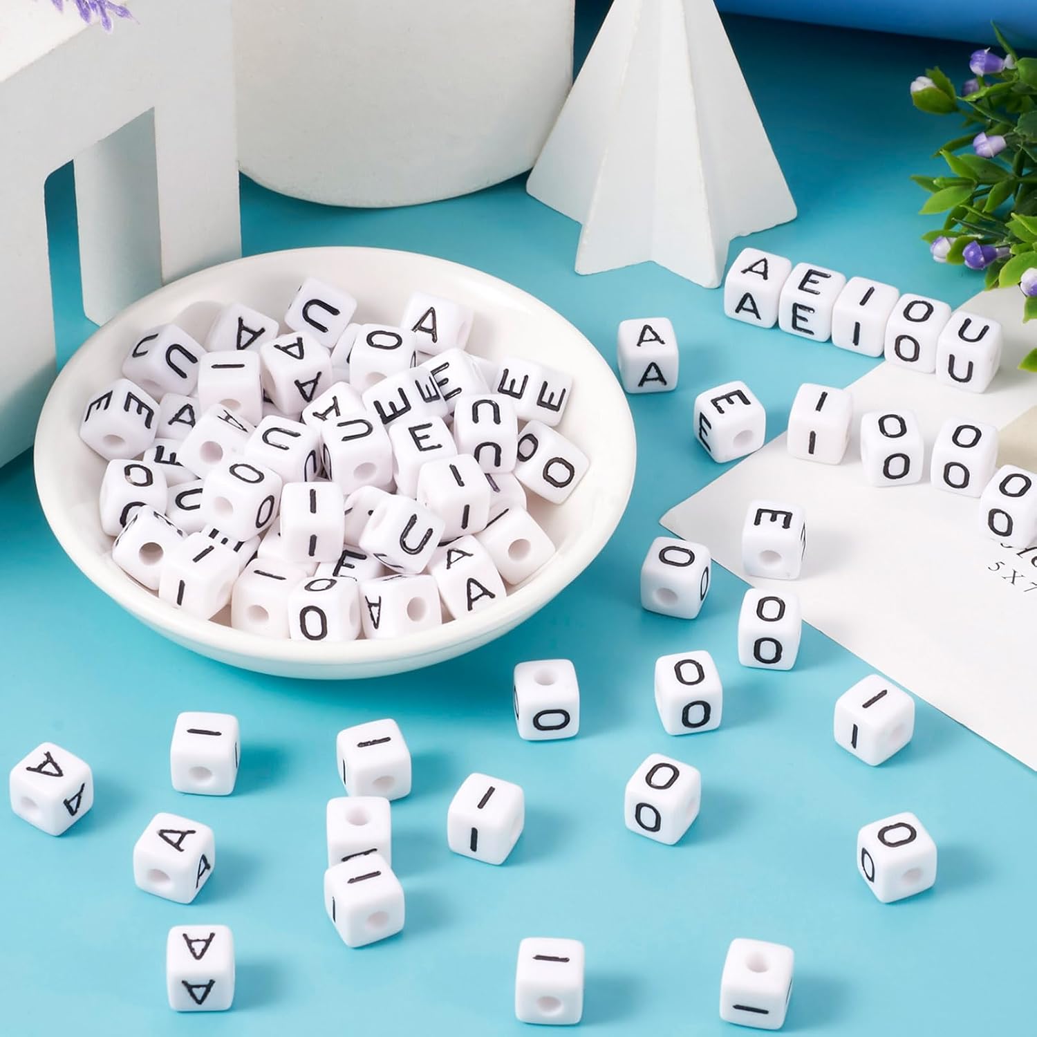 Craftdady 100Pcs 10mm Acrylic Vowels Letter Beads Cube Pony Beads White Large Hole European Bead A E I O U Alphabet Bead for Crafts Friendship Bracelets Jewelry Making Supplies - Image 6