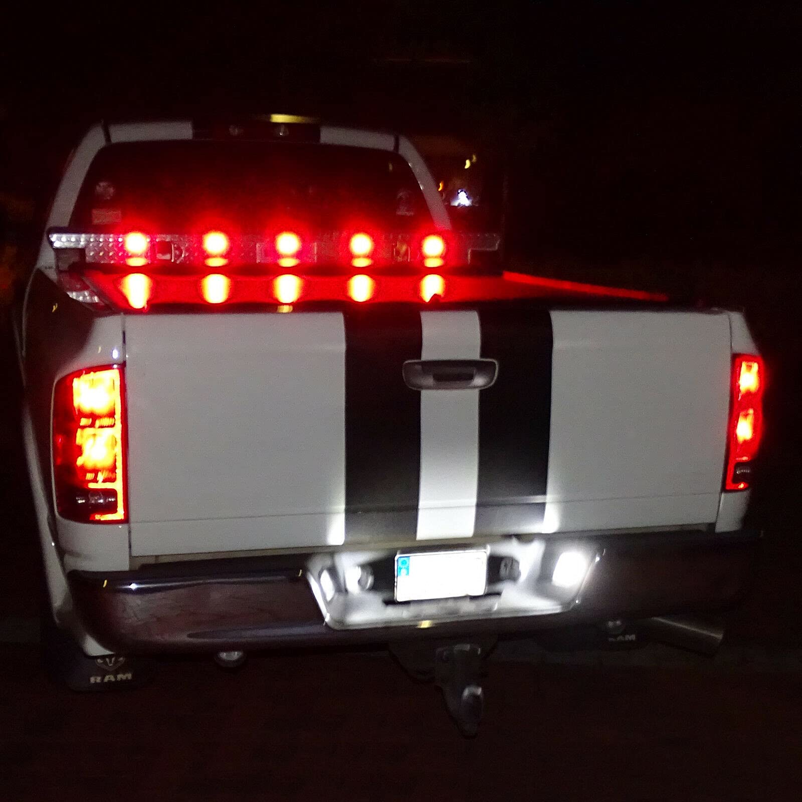 O?wietlenie LED tablicy rejestracyjnej Recambo pasuje do Dodge Ram 1500 | 2500 | 3500 rok produkcji 2002-2018 |