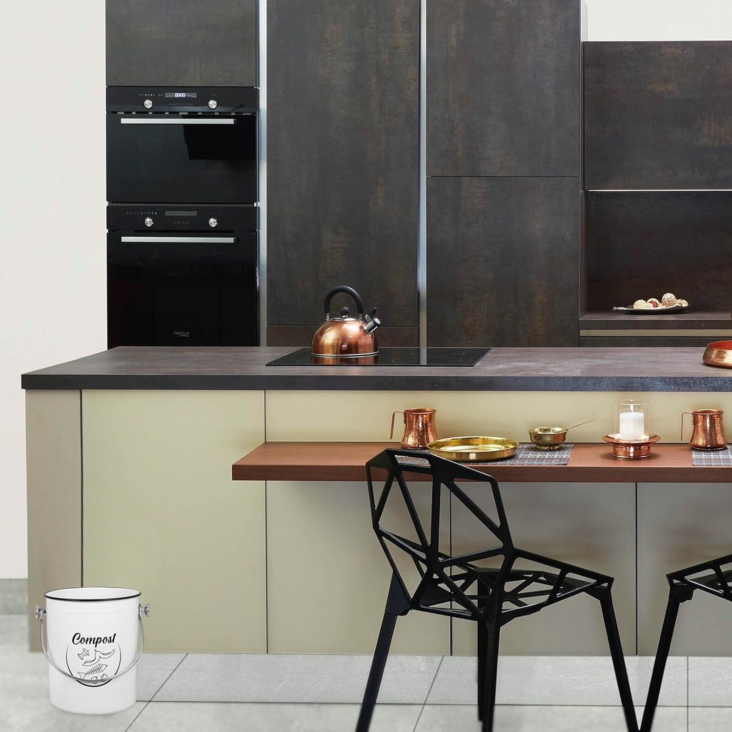 Iron Kitchen Compost Bin with Odor-Blocking Lid Large Capacity Food Waste Container for Countertop Recycling and Household Garbage Disposal