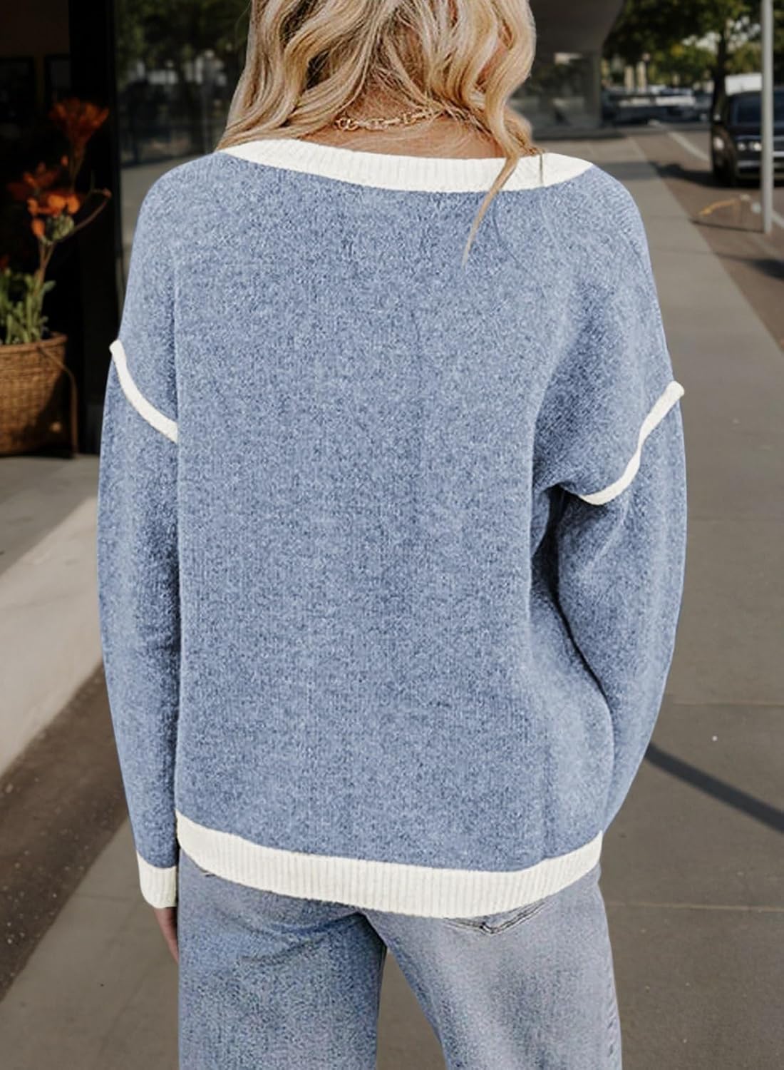 Viottiset Sweaters for Women Long Sleeve Oversized Pullovers Sweaters Soft Knit V Neck Tops Floral Clothes Fall Outfits - Image 4