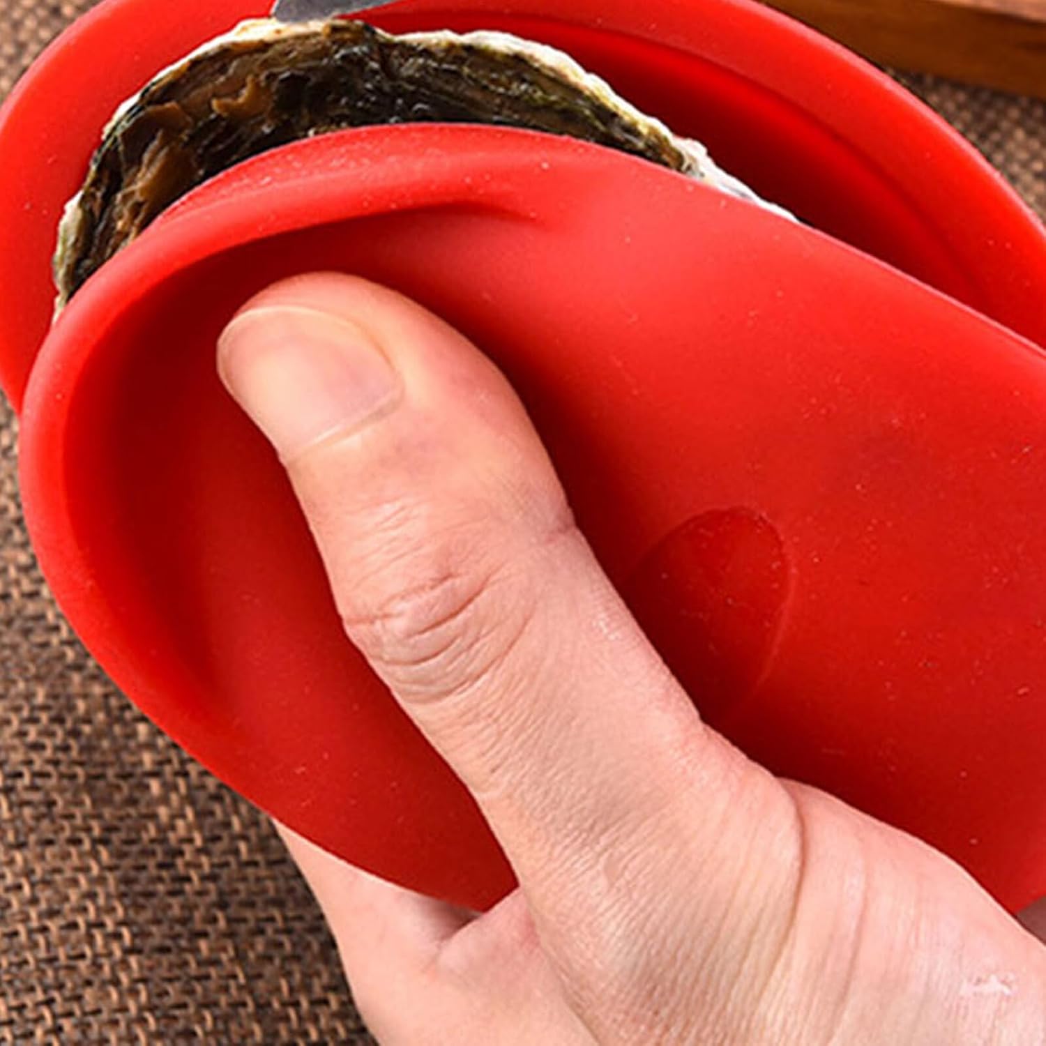 Silicone Oyster Shucker Tool Set 3pcs Seafood Silicone Clip Shellfish Opening Tool Kitchen Utensil for Home Cooking and Seafood Preparation
