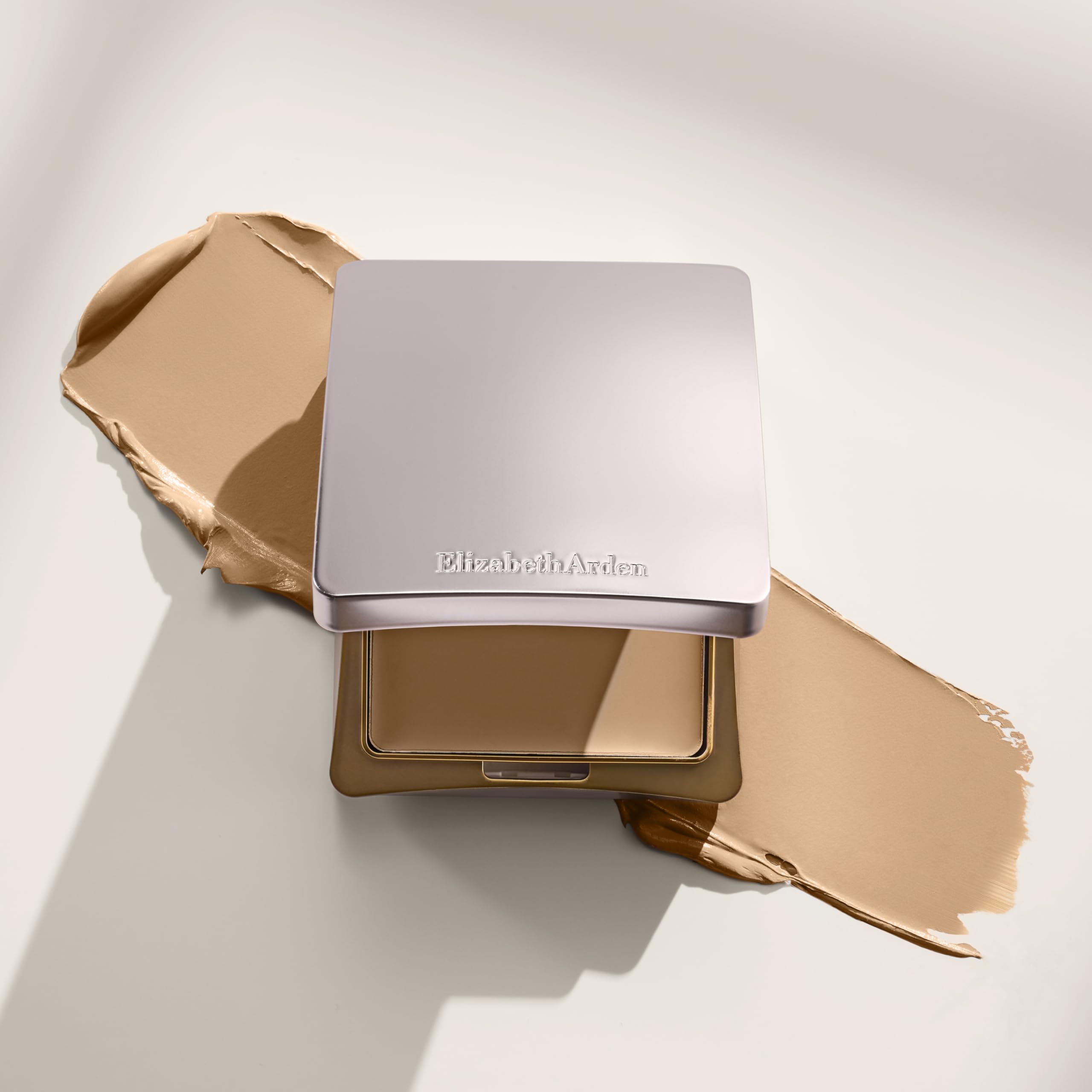 Elizabeth Arden - Flawless Finish Sponge-On Cream, feuchtigkeitsspendende Creme-Grundierung mit mittlerer bis hoher Deckkraft, Diamantpuder & Mikrosphären, in verschiedenen Nuancen, 23g