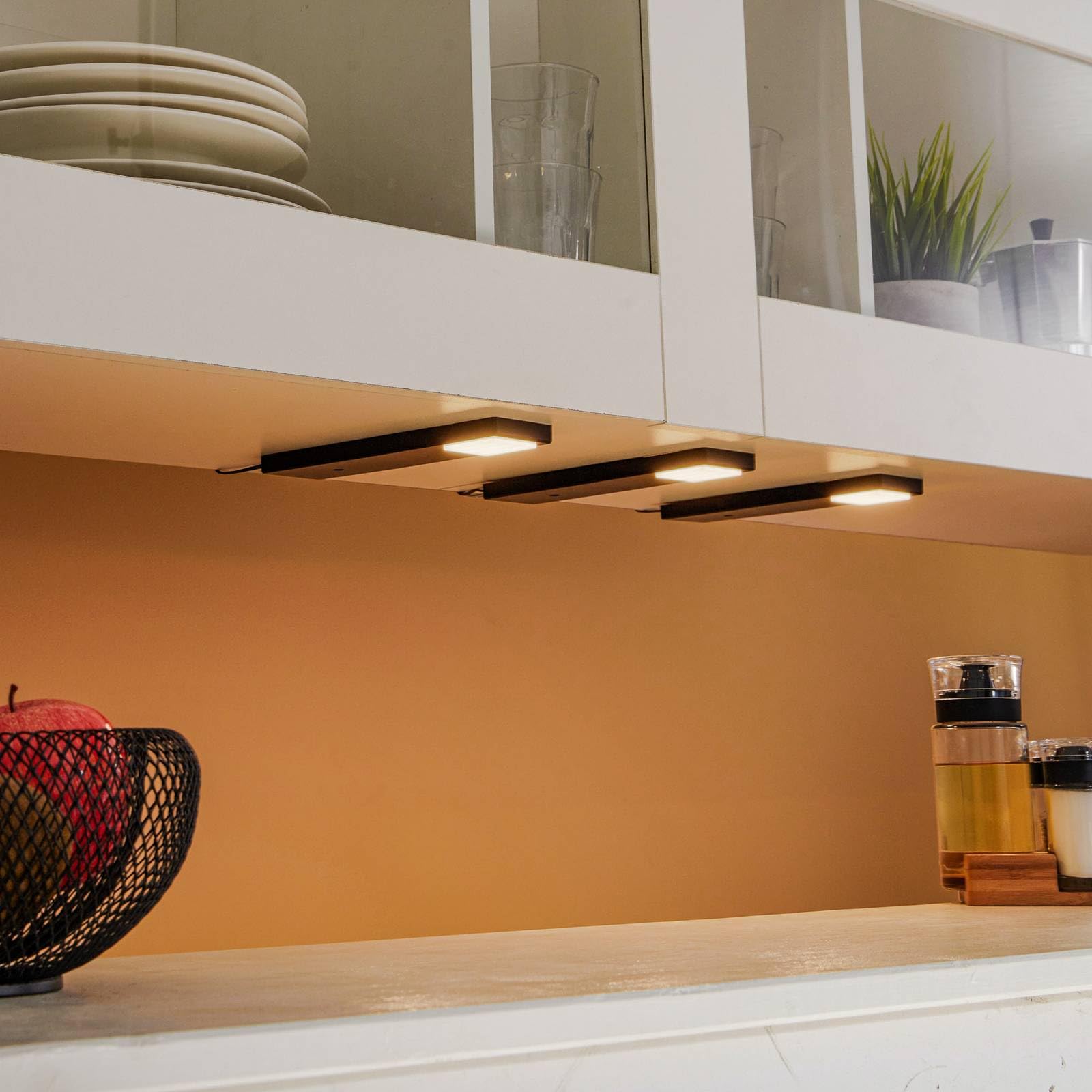 Lindby LED Lampes sous meuble Amaryll (Moderne) en Noir e. a. pour Cuisine (à 3 lampes,), Lampe