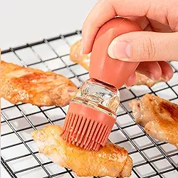 Dispenser de Óleo e Azeite com Pincel de Silicone 180ml | Conta-Gotas Integrado, Vidro Resistente e Aplicador Preciso – Ideal para Cozinha, Churrasco e Receitas Saudáveis – Cor Salmão