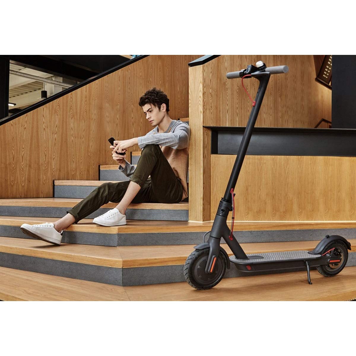 Xiaomi Mi Scooter Eléctrico con Alcance de 30 Km, Negro