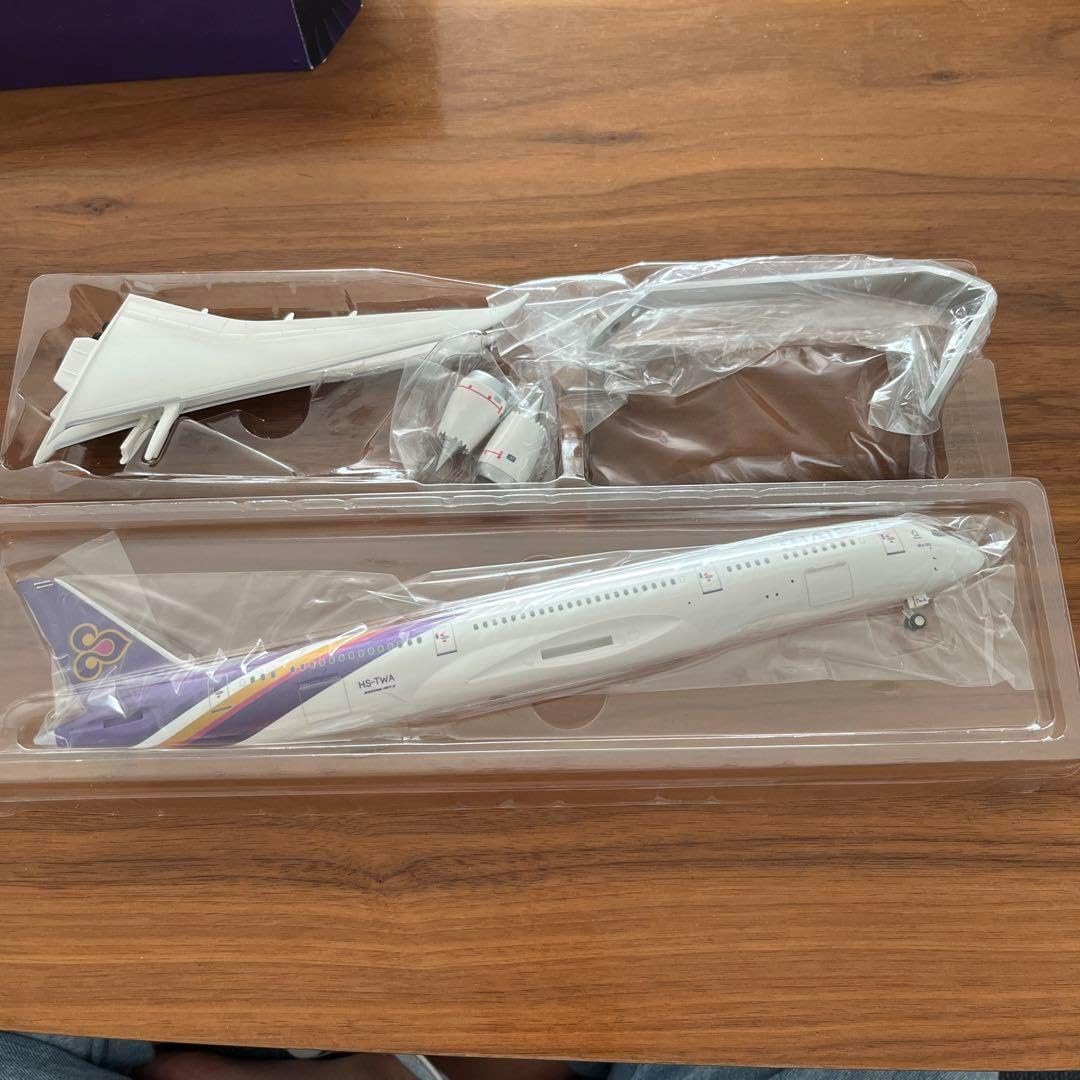 タイ航空 モデルプレーン ボーイング 1:200 レア! タイ航空 モデル タイ航空 モデルプレーン ボーイング 1:200 レア! タイ航空 モデル