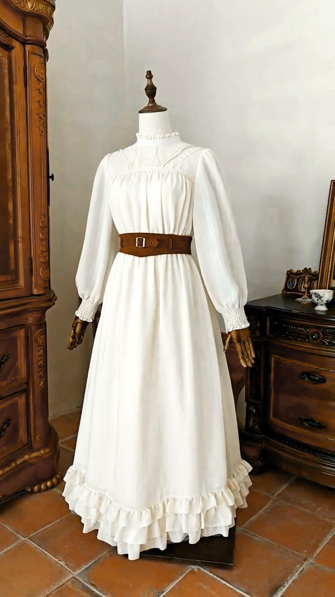 Amazon.com: Nuoqi Victorian Dress Women 1800s Edwardian Costume Long Sleeve  Renaissance Gown with Corset Belt, Off White, S : Clothing, Shoes & Jewelry