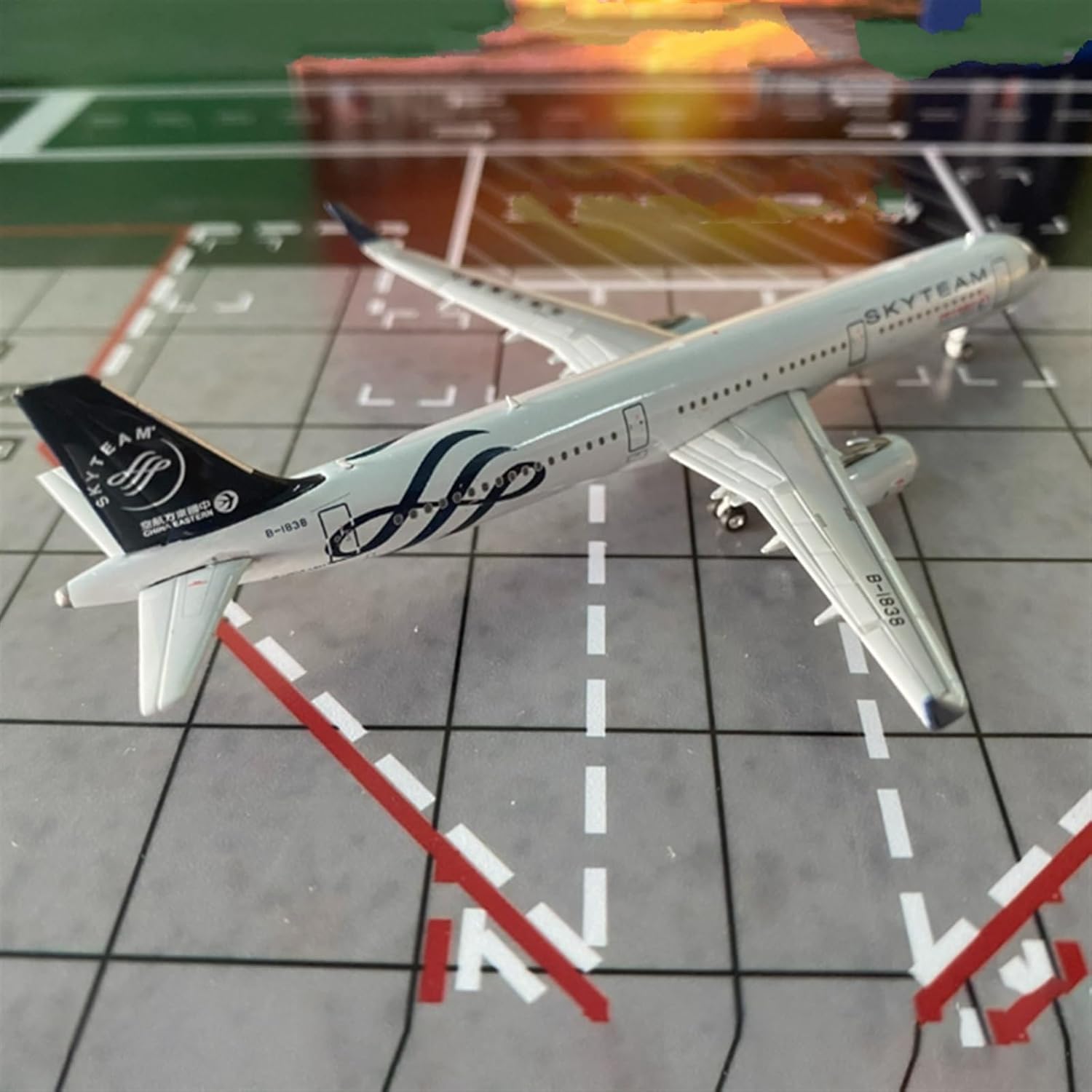 1 400 Scale China Orient for Airbus A321 B-1838 Die-Cast Alloy Airplane Model Children's Day Gift Hobby Playgame Kit