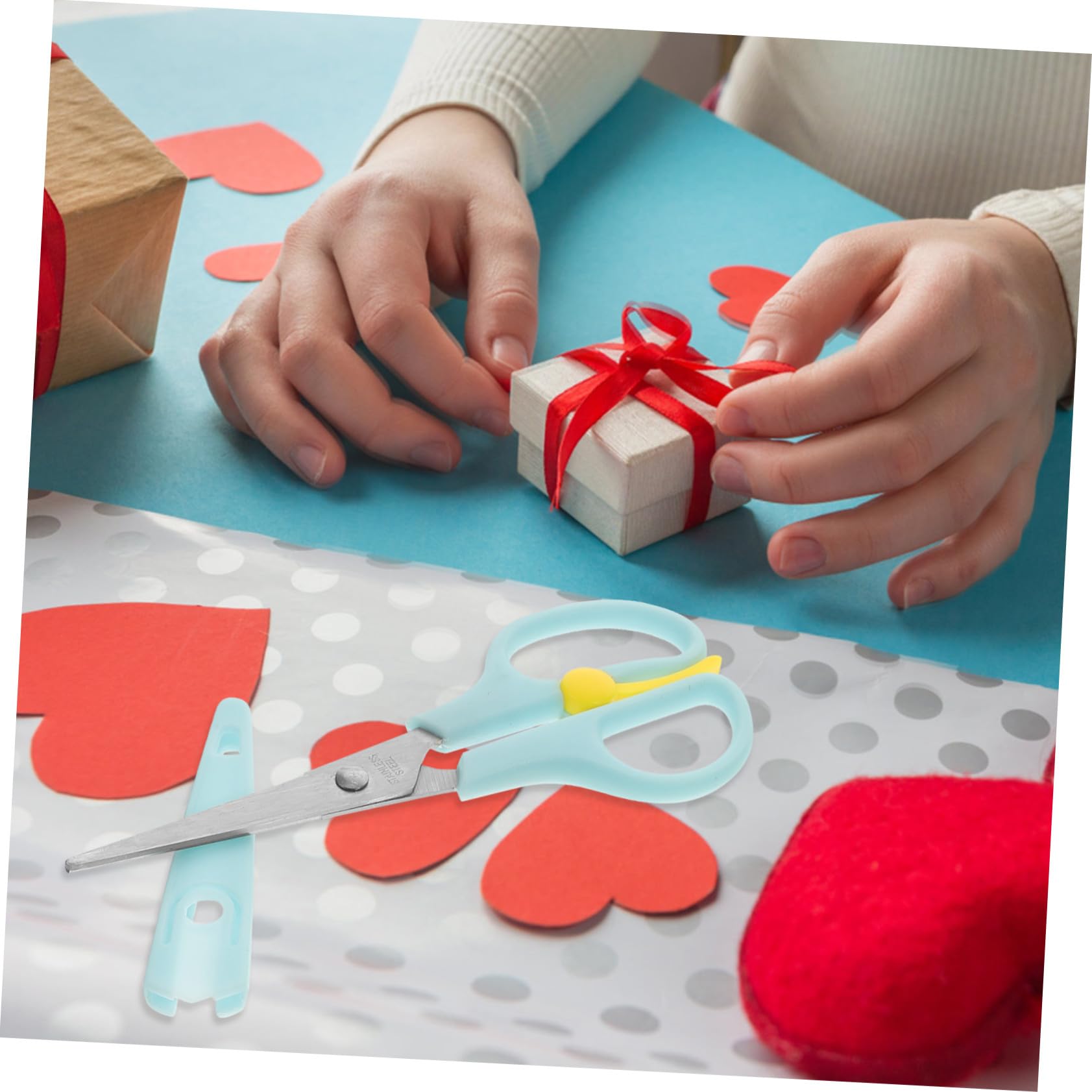 Angoily 16 Pièces Ciseaux de Sécurité pour Garçon Fille Acier Inoxydable Ciseaux à Bouts Ronds Ergonomiques Adaptés Aux Garçons et Filles pour Découpage Papier Bricolage et Scrapbooking