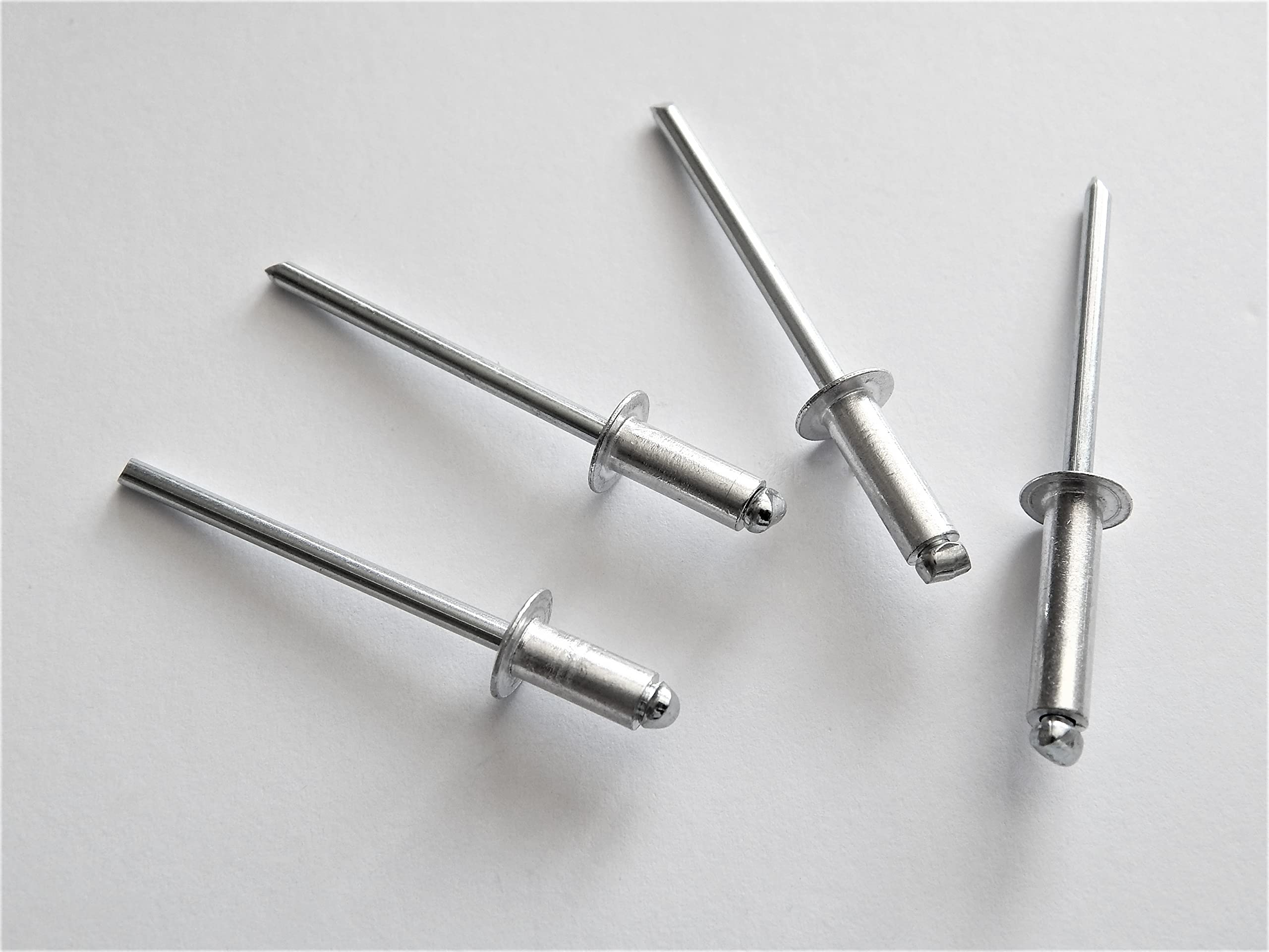 100 Stück Blindnieten Popnieten Alu/Stahl 3,2x16,0 mm Nieten Flachkopf Klemmbereich 10,0-13,0 mm DIN 7337