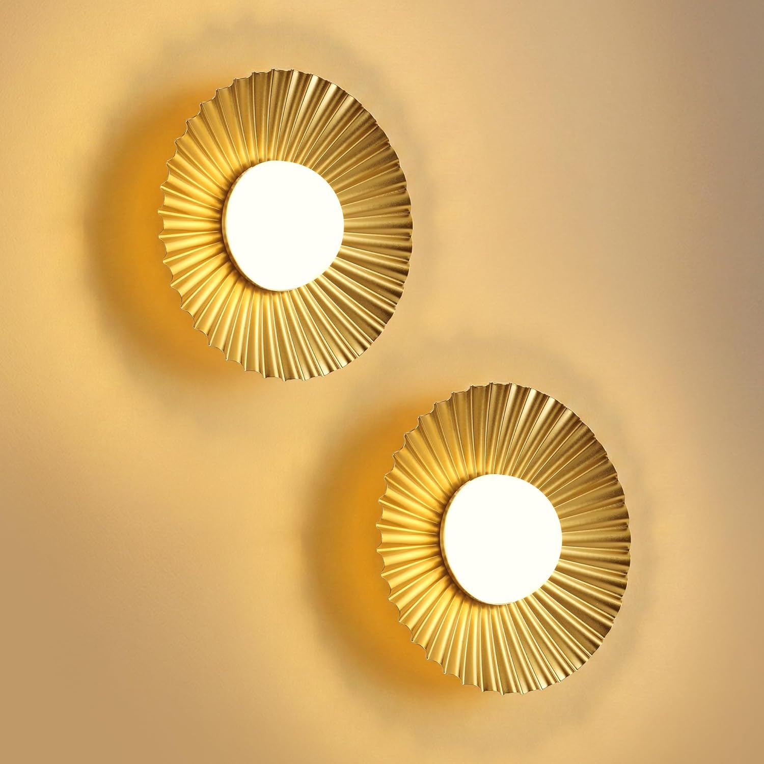 PUSU Cordless Gold Wall Sconces Set of 2, Battery Operated 5200mAh Rechargeable LED Round Pleated Dimmable Small Wall Light Lamps, Lighting for Hallway, Living Room, Bedroom, Home Decor, Night Light