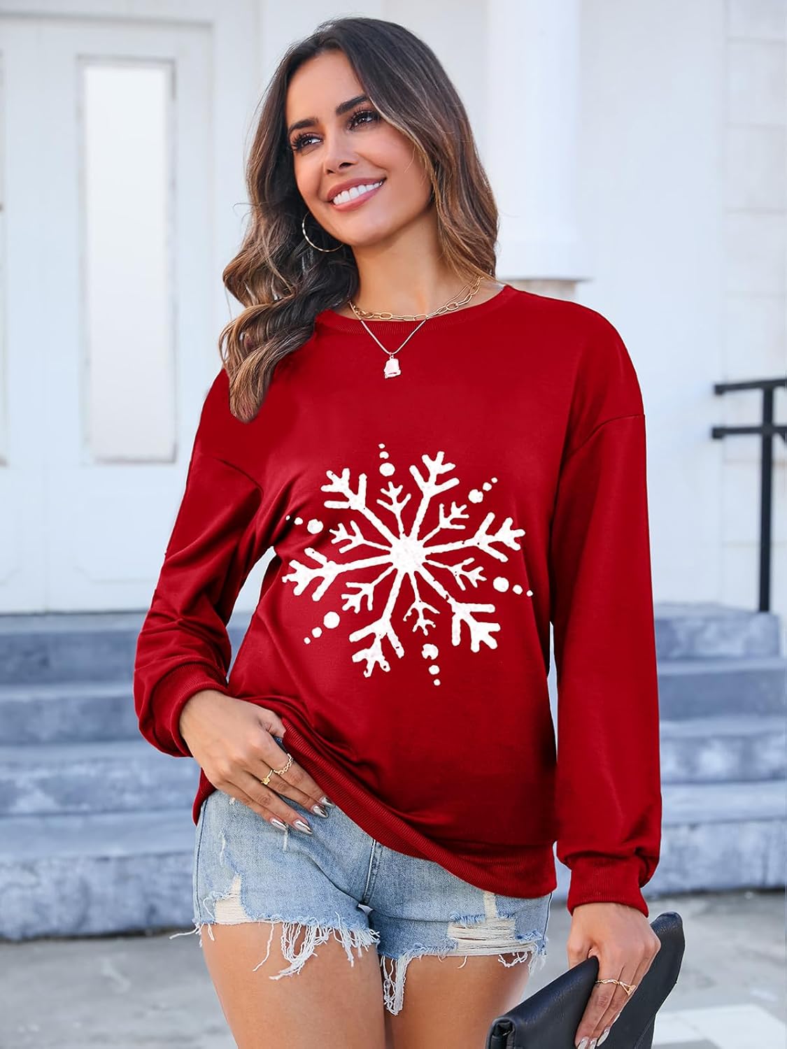 Christmas Sweatshirt Womens Crewneck Long Sleeve Snowflake Sweatshirt Xmas Pullover Ugly Christmas Sweatshirts for Fall Winter Tops Red - Image 6