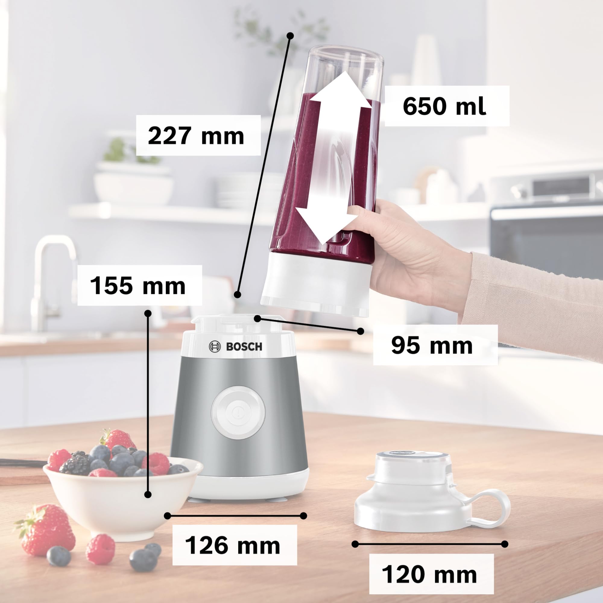 Bosch Mini-Standmixer, Smoothie Maker, Mini-Highspeed-Mixer, bis zu 40.000 rpm, 450 W, ToGo-Flasche, 4-Klingen-Messer, spülm. Teile, Made in Europe, VitaPower Serie 2 MMB2111T