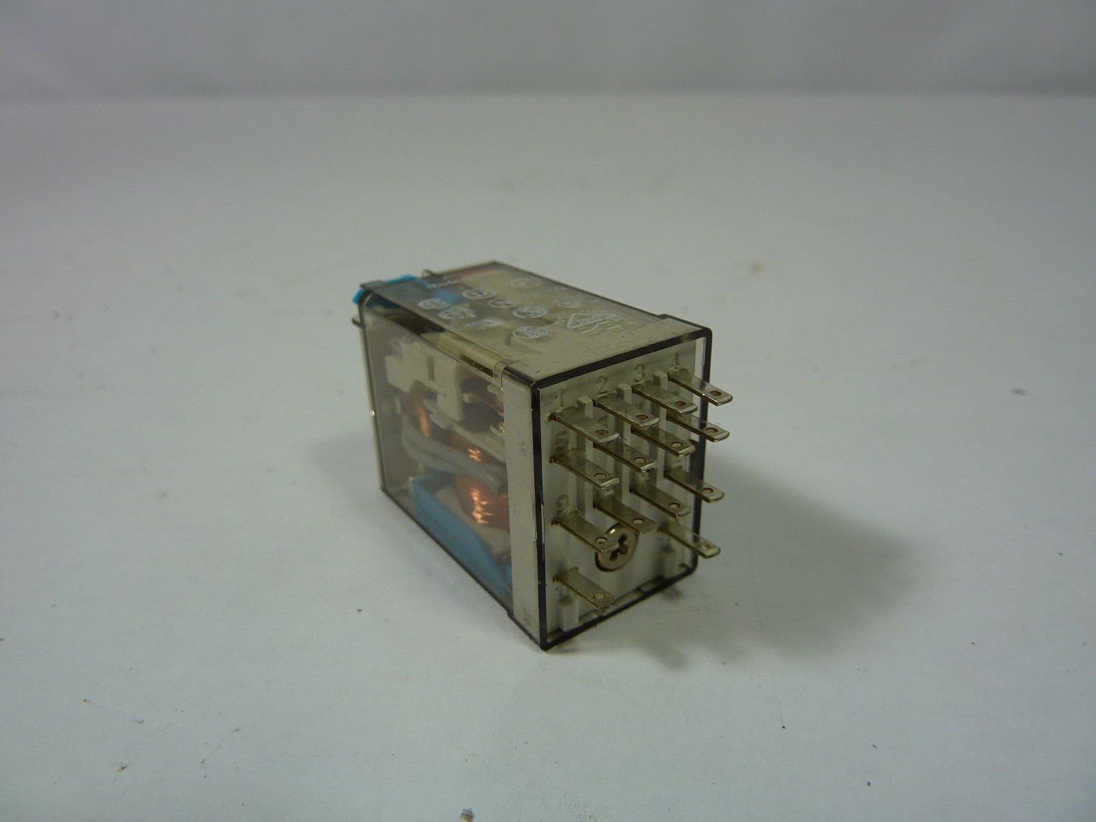 FINDER - 55.34.9.024.0040 - POWER RELAY, 4PDT, 24VDC, 7A, PLUG IN