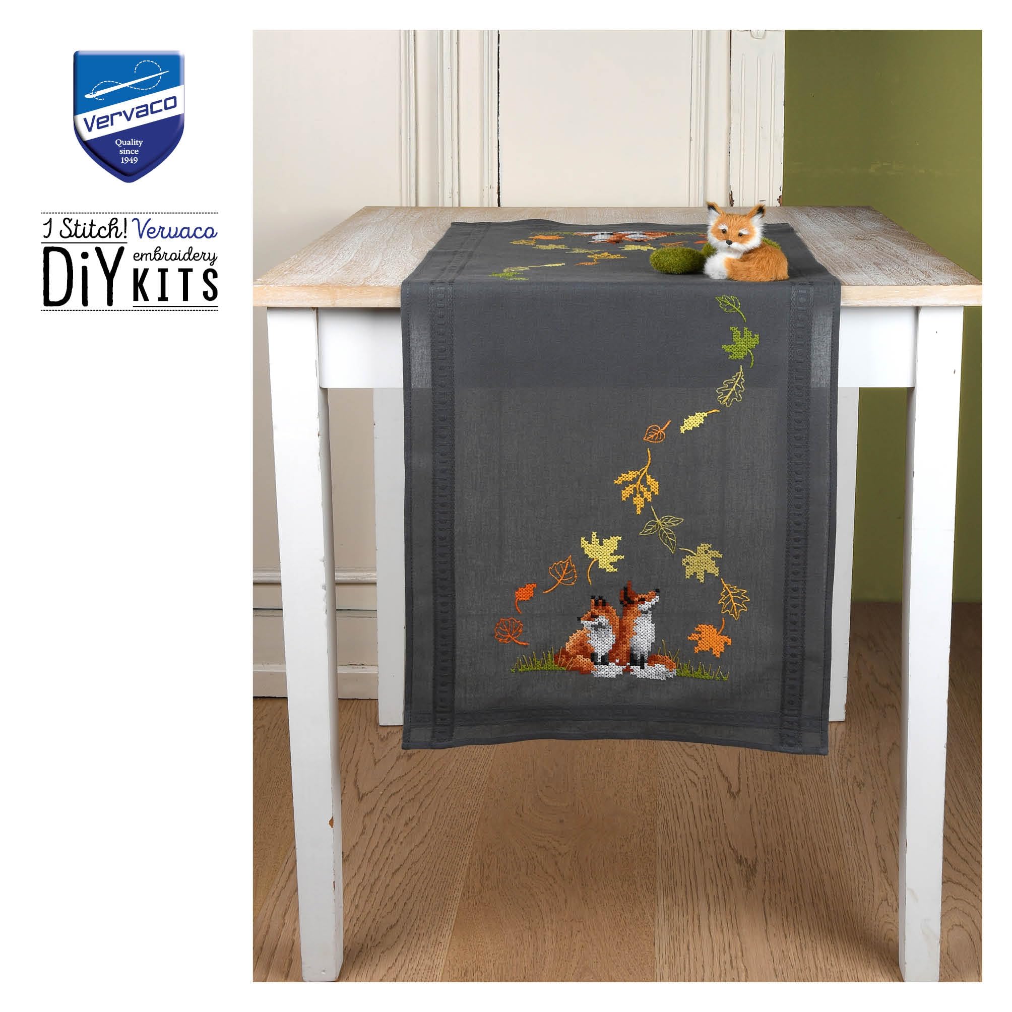VERVACO Kit Punto Croce Prestampato Centrotavola VOLPI IN AUTUNNO Biancheria Da Tavola Set Fai Da Te Creativo 40 x 100 cm Kit Hobby Creativi Adulti Casa Decor Cross Stitch Runner
