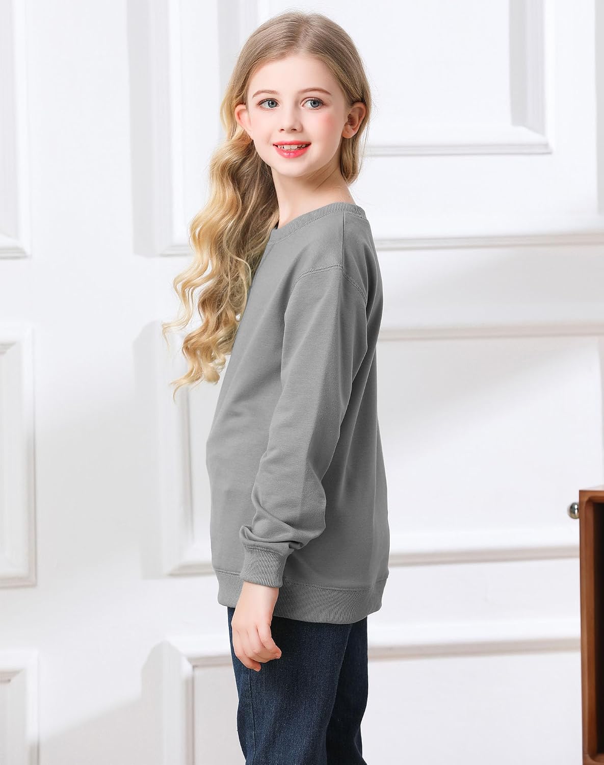 Bingerlily Girls Casual Long Sleeve Sweatshirt Crew Neck Cute Pullover Relaxed Fit Tops